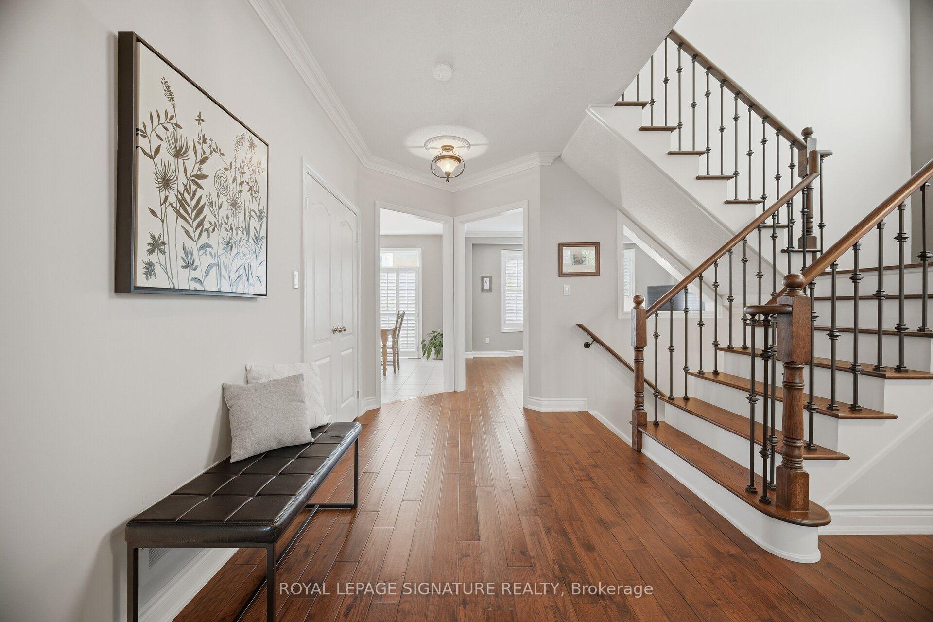 Photo 5 of 2215 Lapsley Crescent, Oakville, Westmount — HOMEH