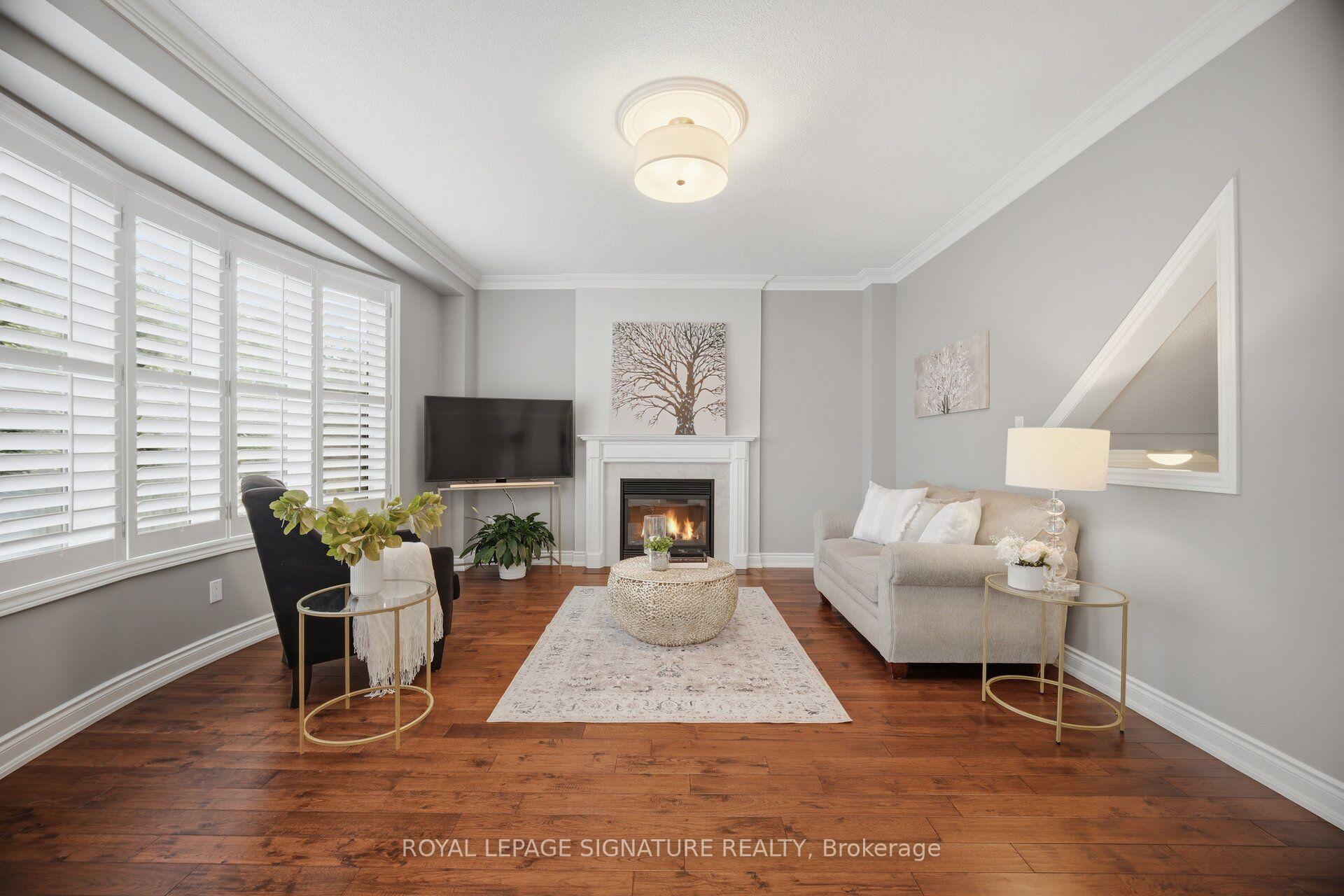 Photo 6 of 2215 Lapsley Crescent, Oakville, Westmount — HOMEH