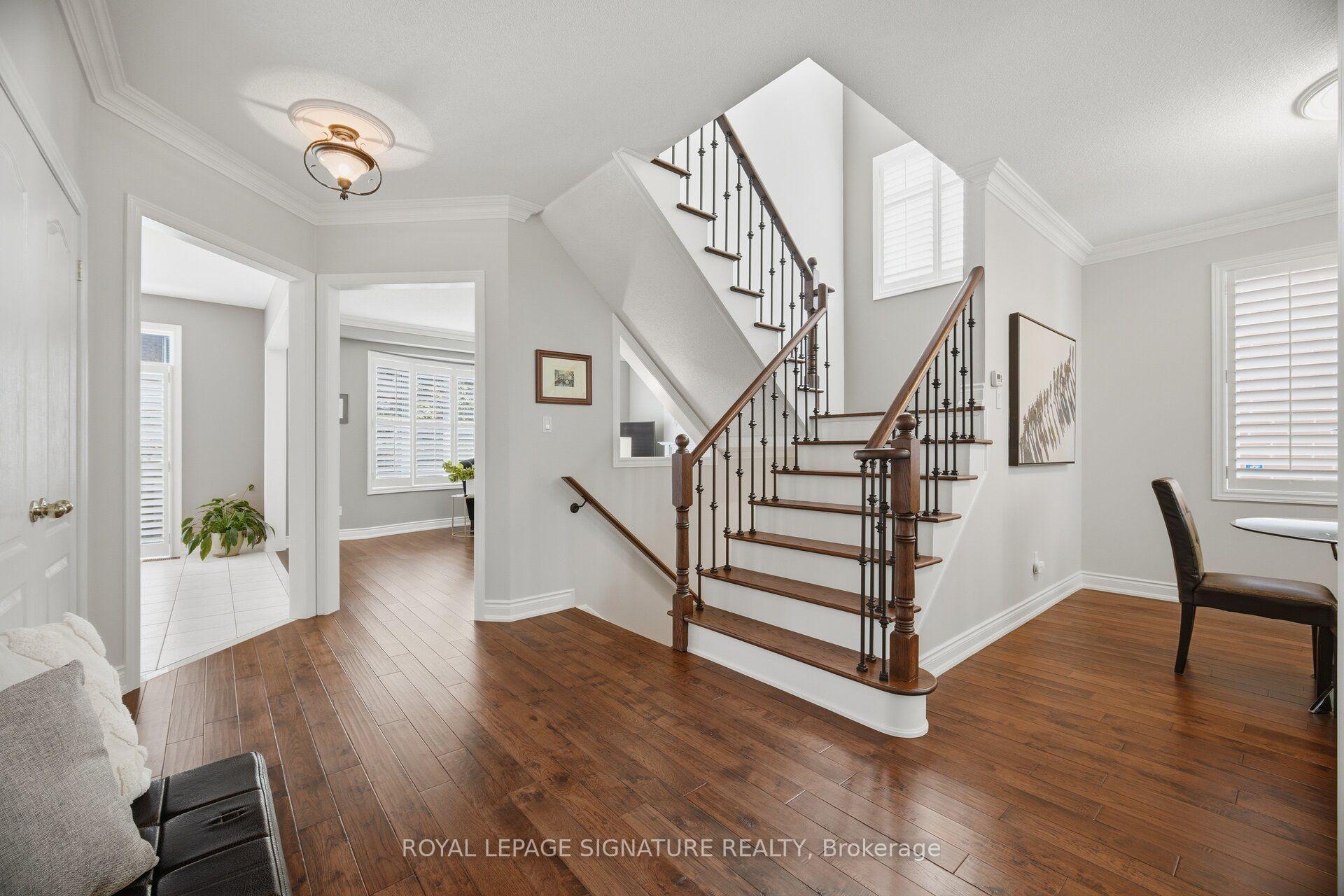 Photo 11 of 2215 Lapsley Crescent, Oakville, Westmount — HOMEH
