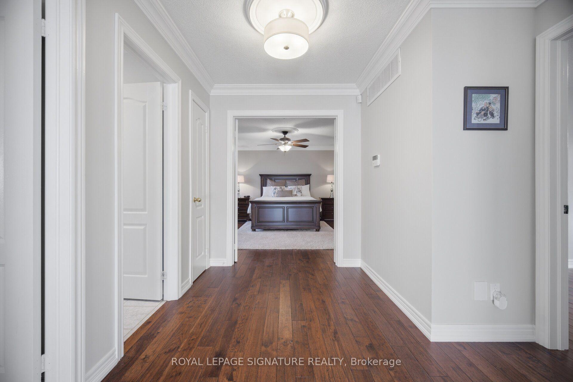 Photo 12 of 2215 Lapsley Crescent, Oakville, Westmount — HOMEH