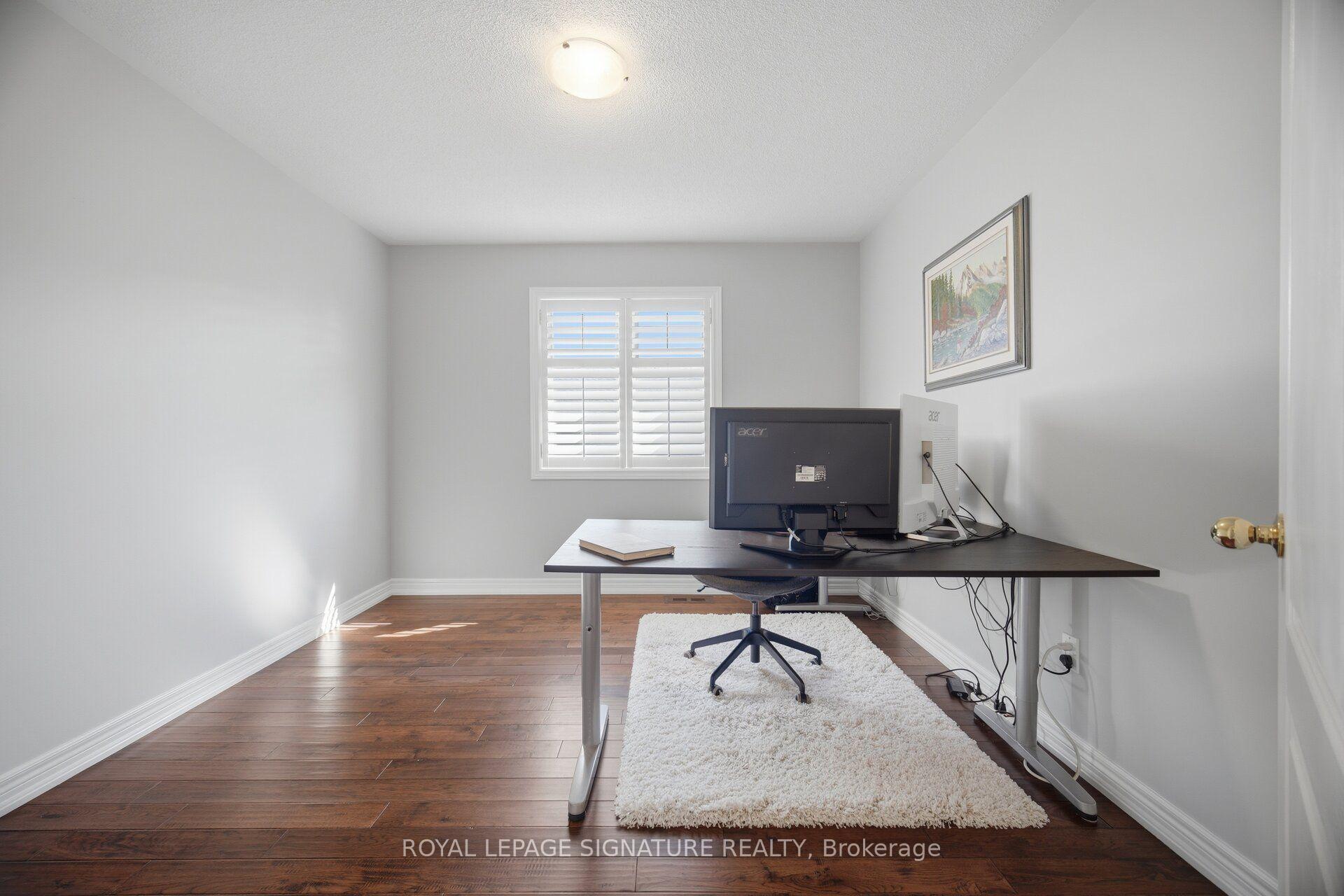 Photo 15 of 2215 Lapsley Crescent, Oakville, Westmount — HOMEH