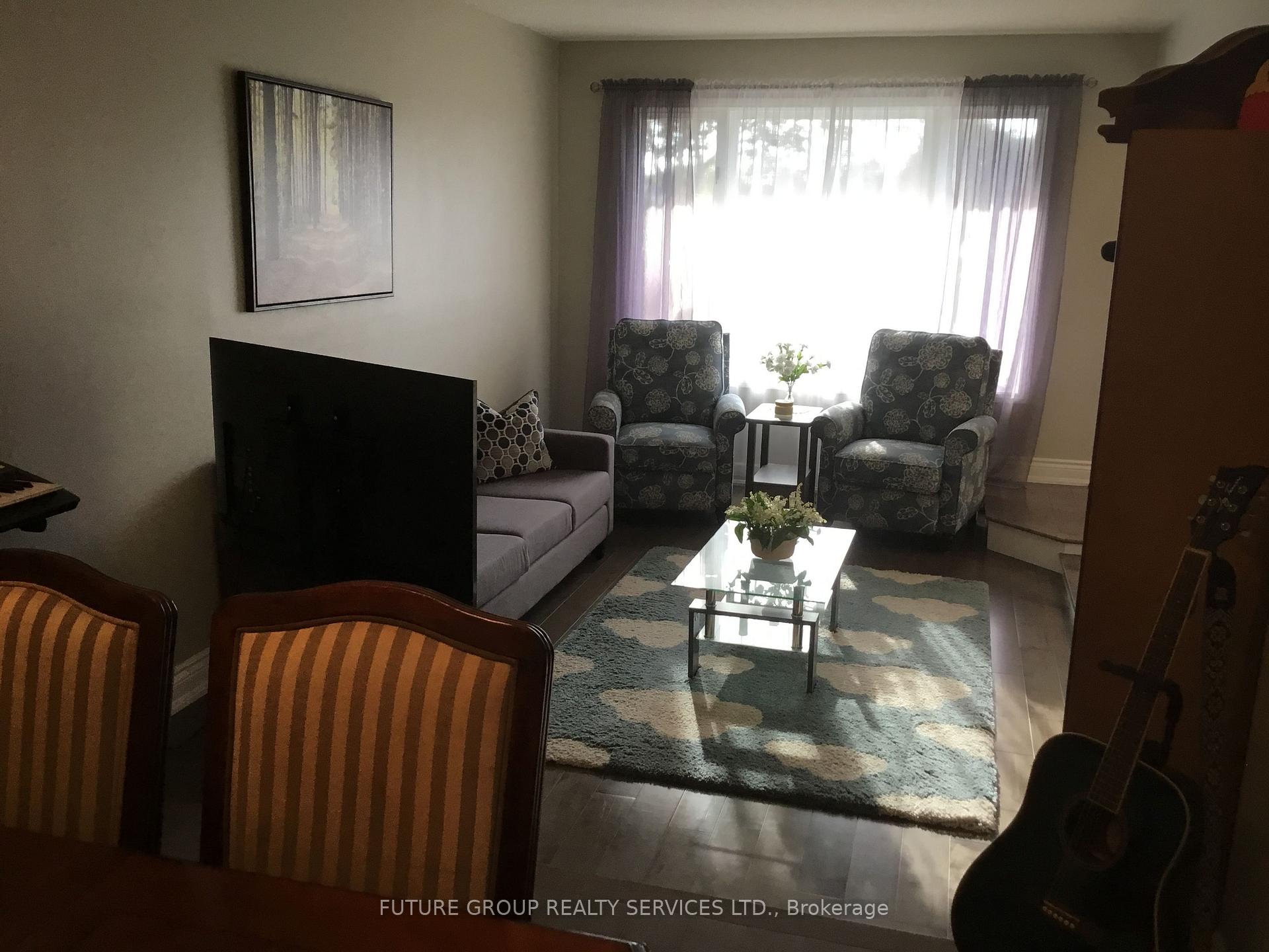 Photo 6 of 40 Lyton Crescent, Hamilton, Stoney Creek Mountain — HOMEH