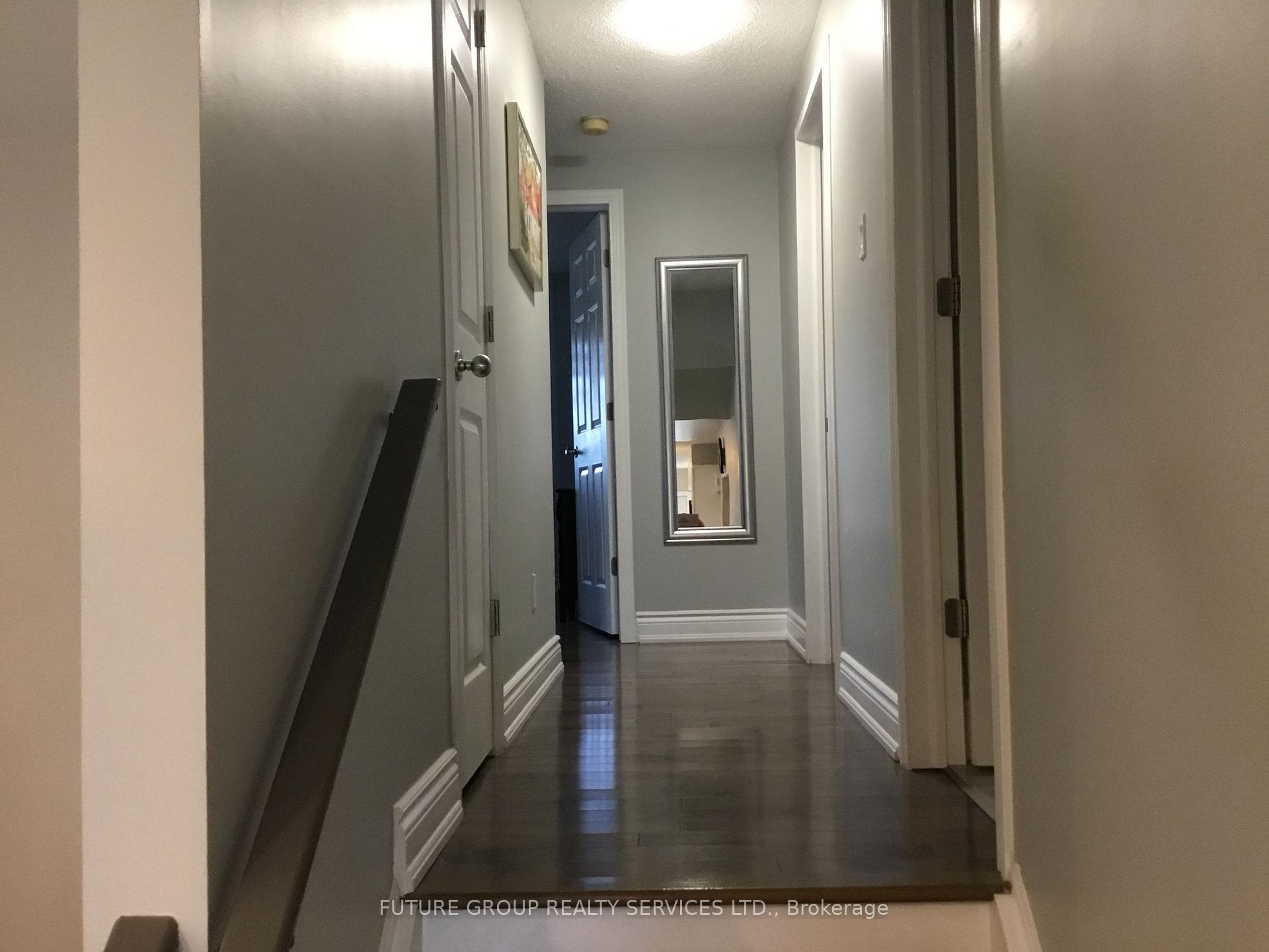 Photo 8 of 40 Lyton Crescent, Hamilton, Stoney Creek Mountain — HOMEH