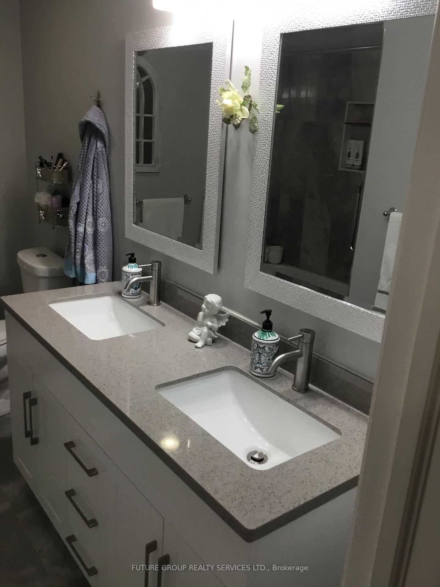 Photo 11 of 40 Lyton Crescent, Hamilton, Stoney Creek Mountain — HOMEH
