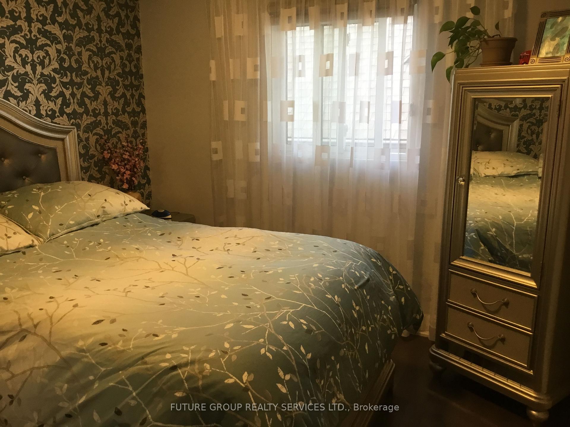 Photo 13 of 40 Lyton Crescent, Hamilton, Stoney Creek Mountain — HOMEH