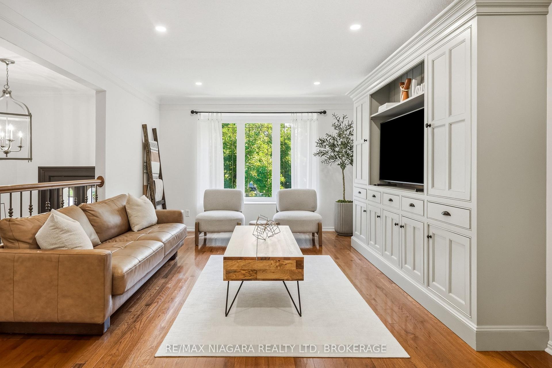 Photo 7 of 25 Berkhout Terrace, Pelham, Fonthill — HOMEH