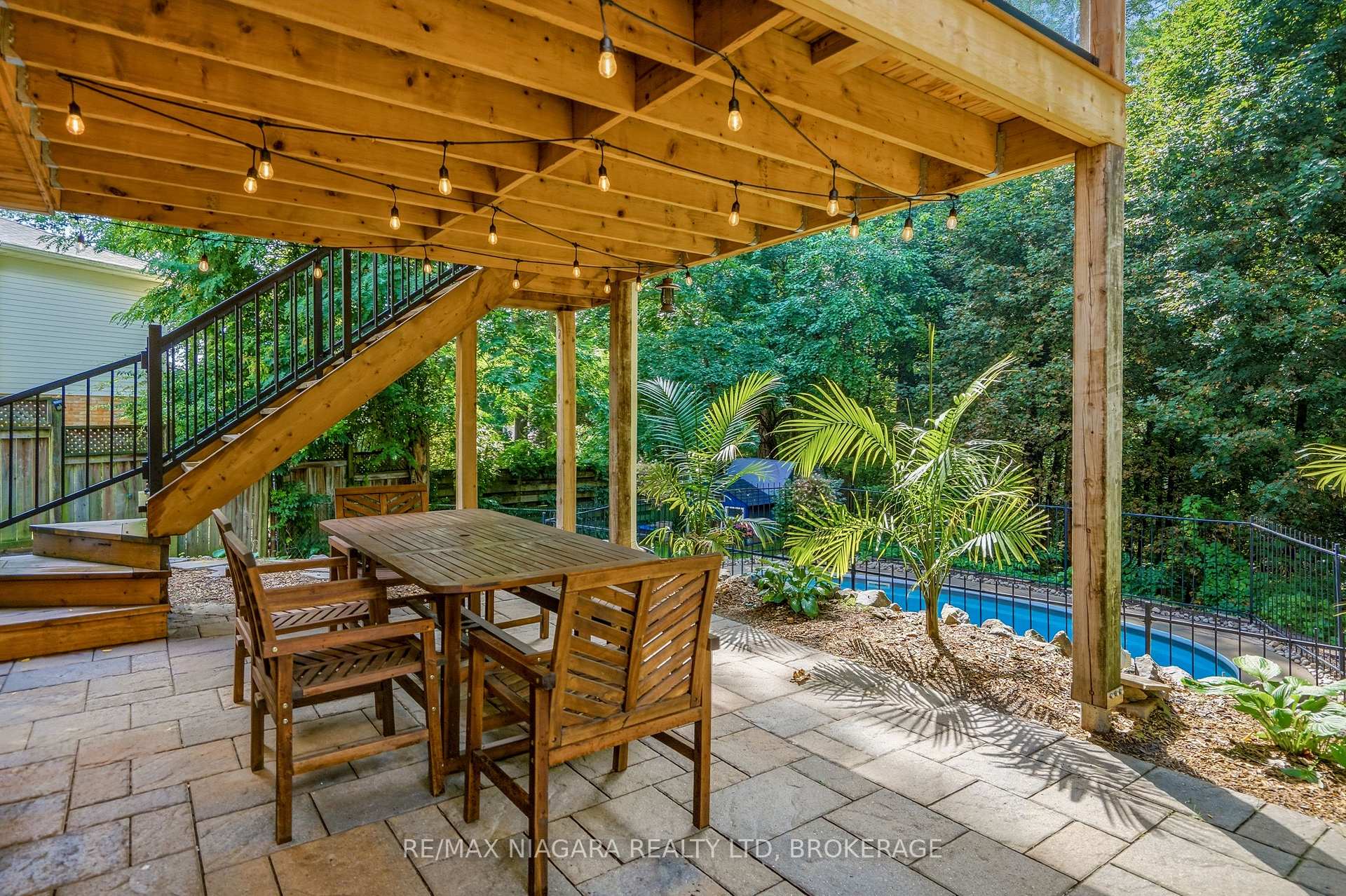 Photo 35 of 25 Berkhout Terrace, Pelham, Fonthill — HOMEH