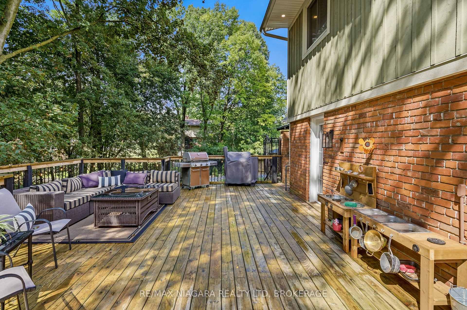Photo 37 of 25 Berkhout Terrace, Pelham, Fonthill — HOMEH