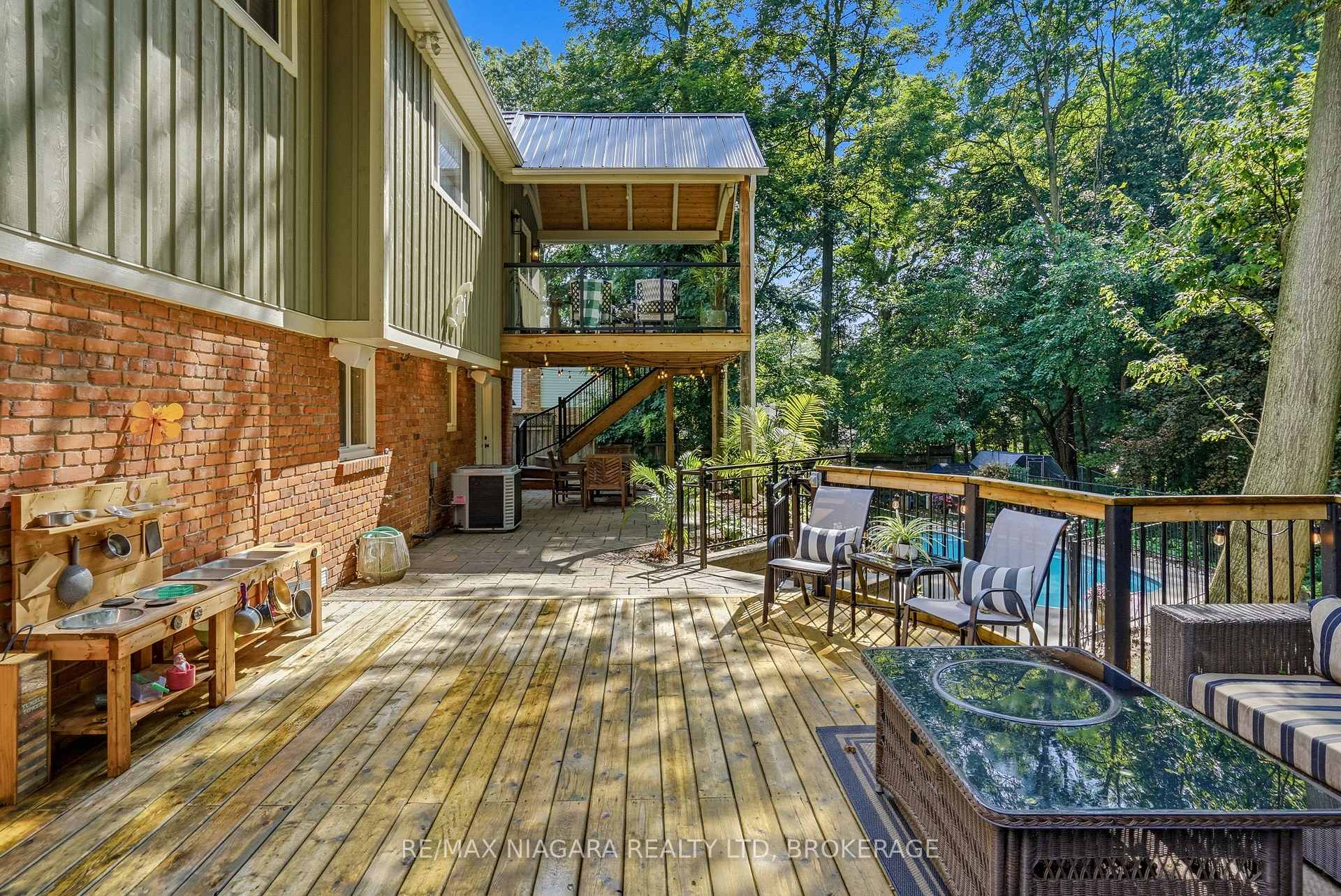 Photo 38 of 25 Berkhout Terrace, Pelham, Fonthill — HOMEH