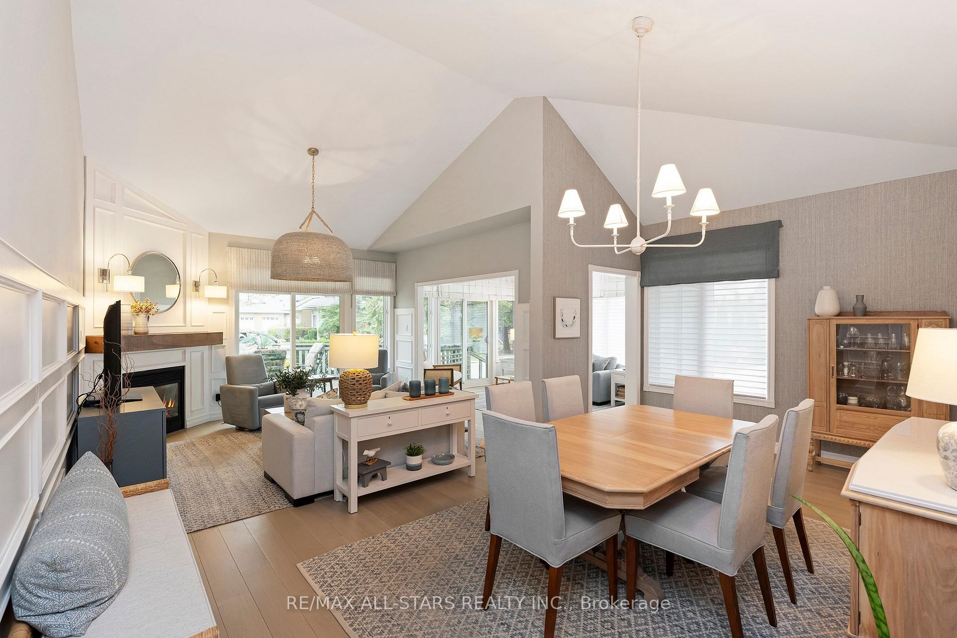 Photo 2 of 24 Sandpiper Key Way, Markham, Greensborough — HOMEH
