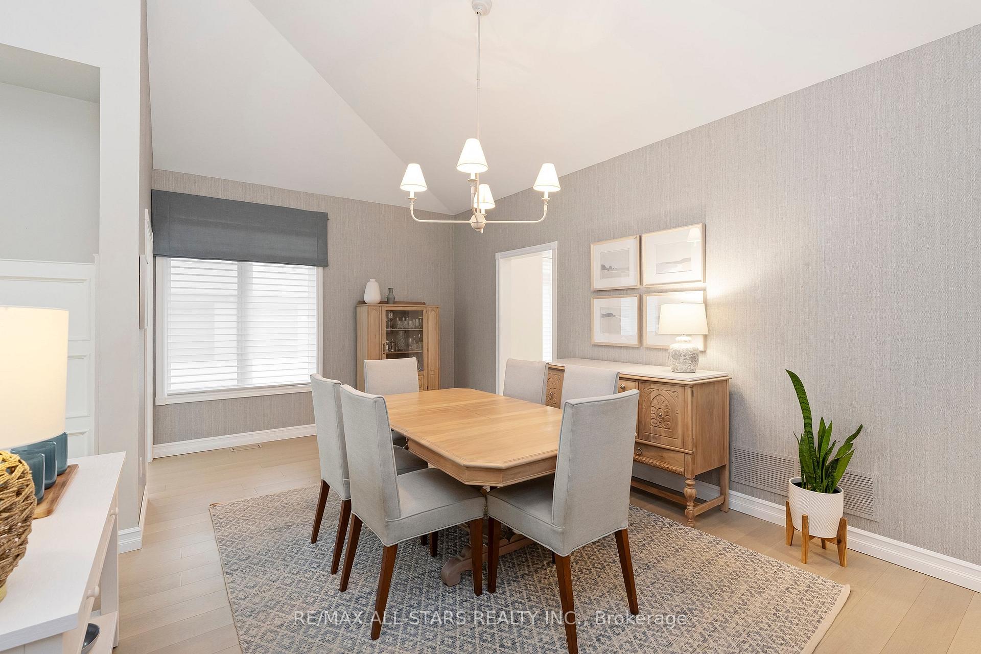 Photo 4 of 24 Sandpiper Key Way, Markham, Greensborough — HOMEH