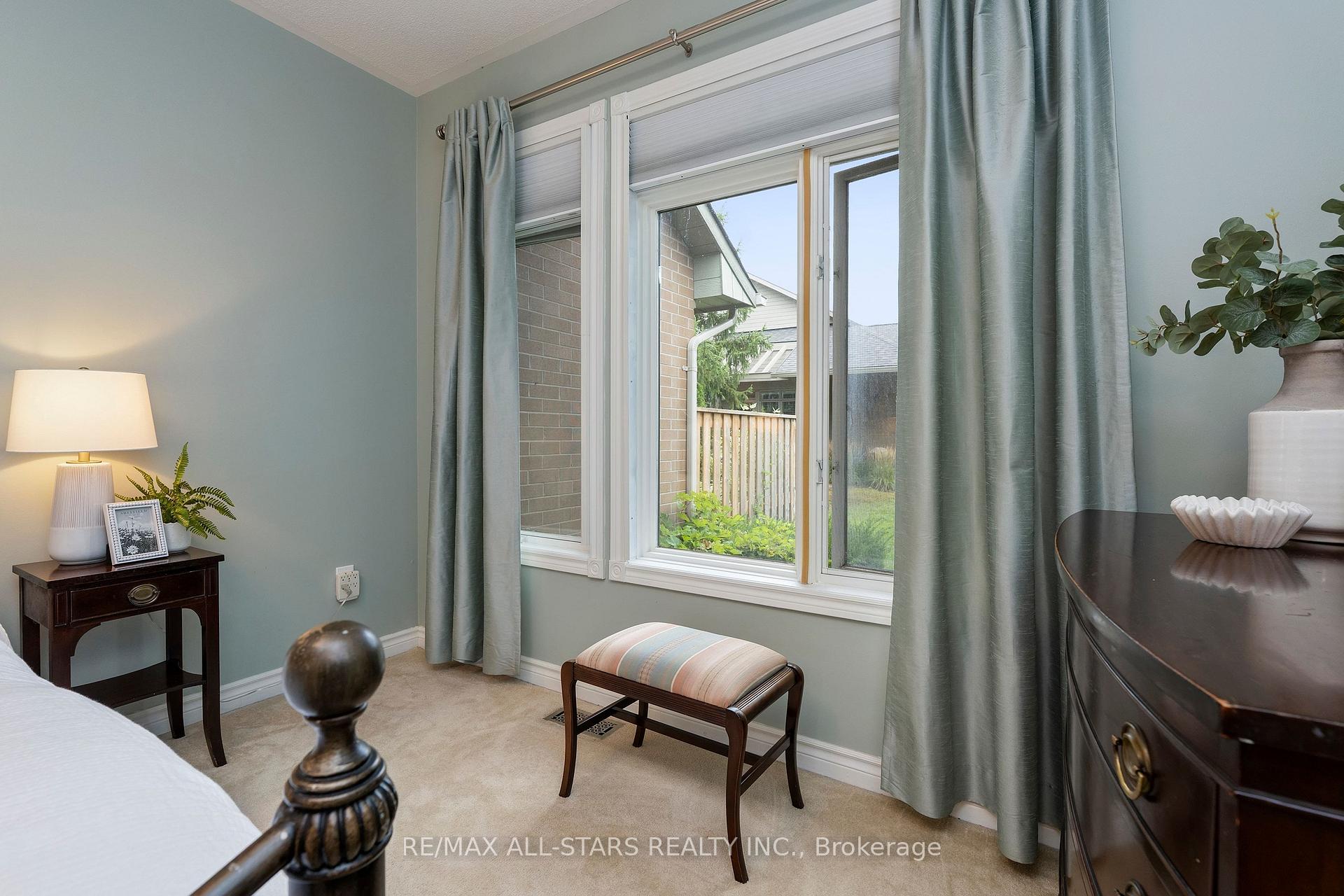 Photo 23 of 24 Sandpiper Key Way, Markham, Greensborough — HOMEH