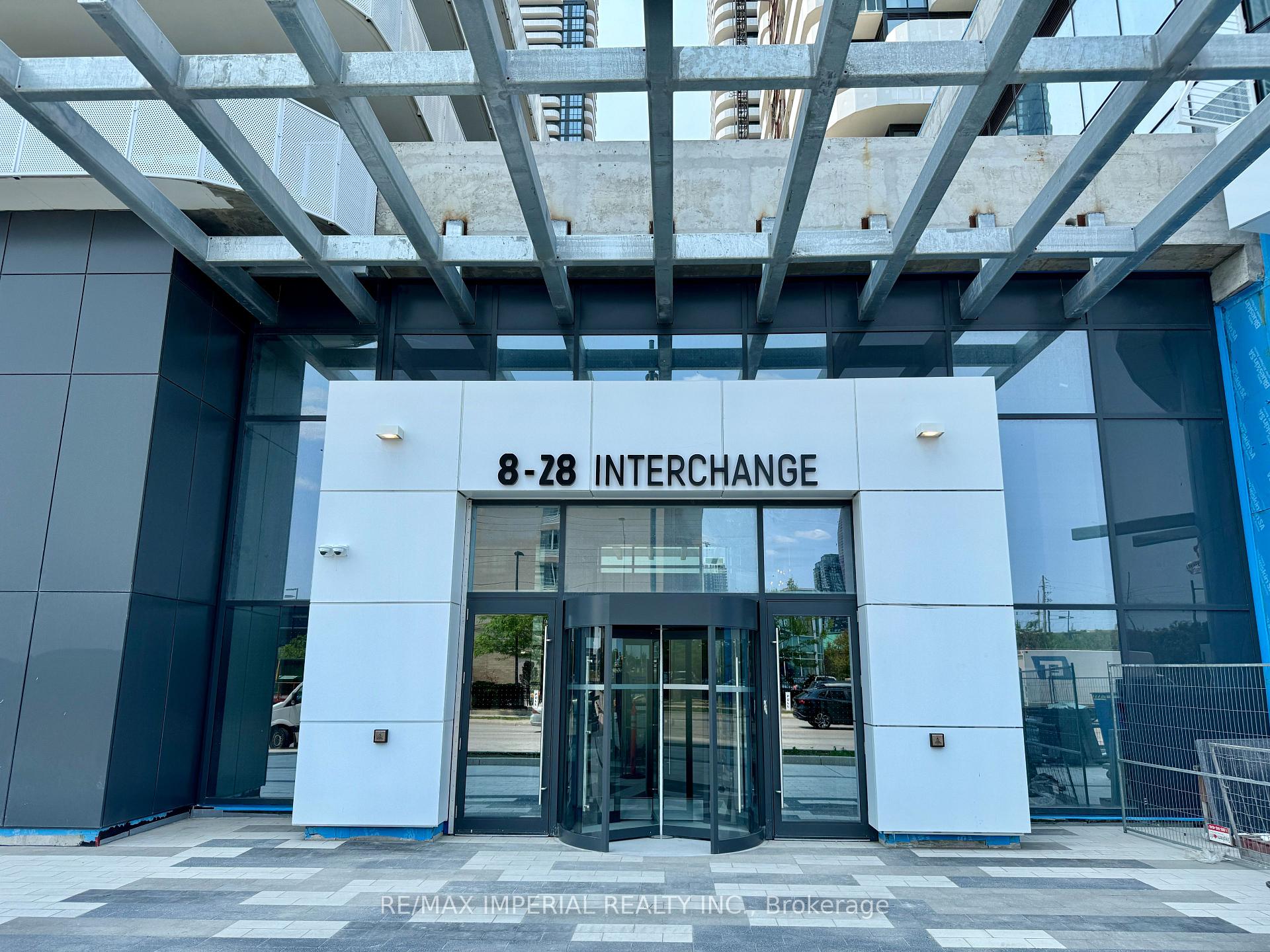 Photo 3 of Unit 811, 28 Interchange Way, Vaughan, Vaughan Corporate Centre — HOMEH