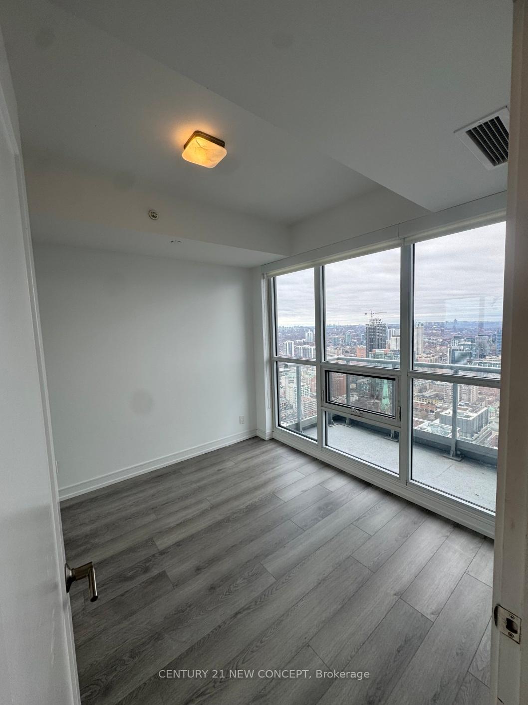 Photo 8 of Unit 4105, 88 Scott Street, Toronto, Church-Yonge Corridor — HOMEH