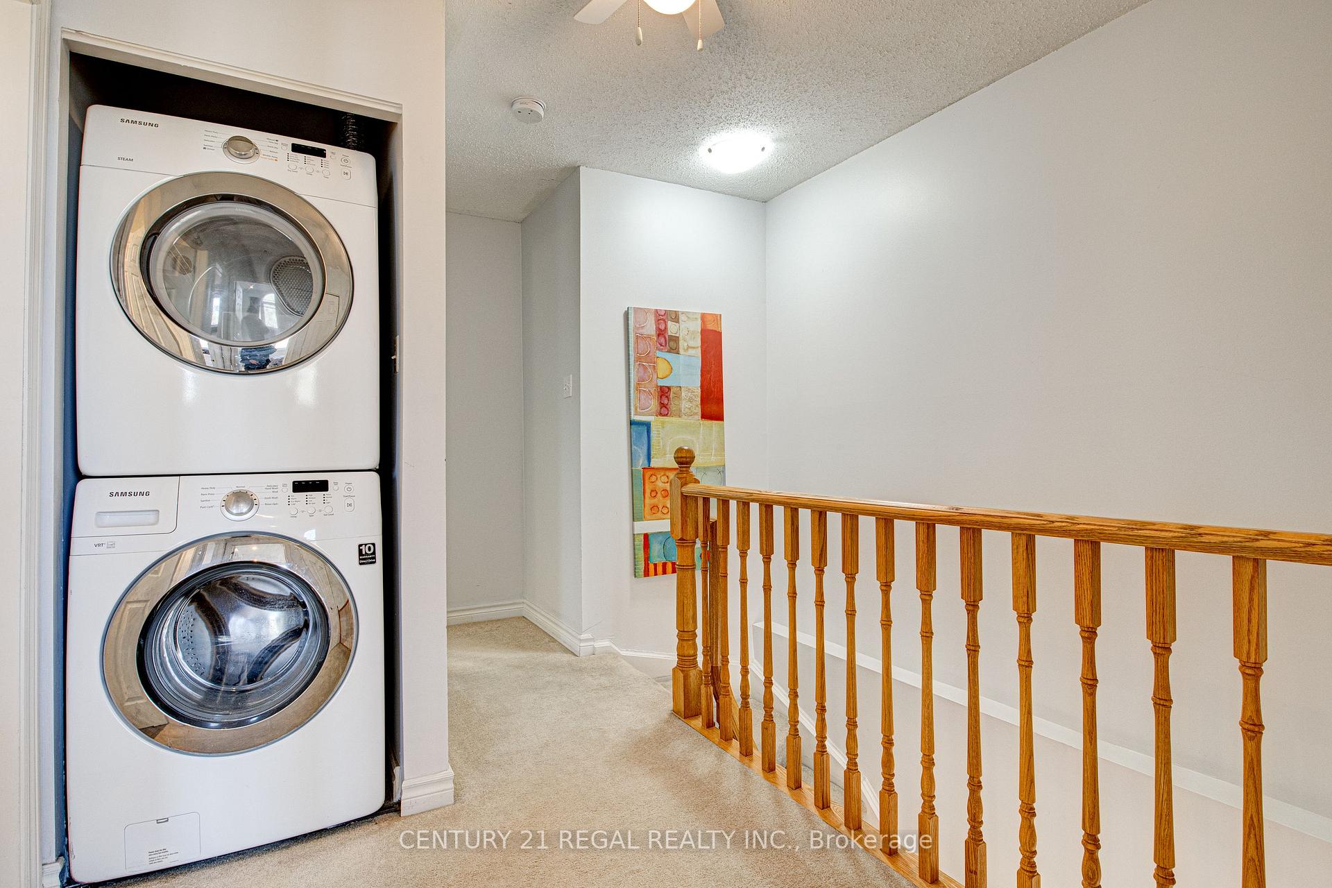 Photo 11 of Unit 15, 310 Christopher Drive, Cambridge, Christopher-Champlain — HOMEH