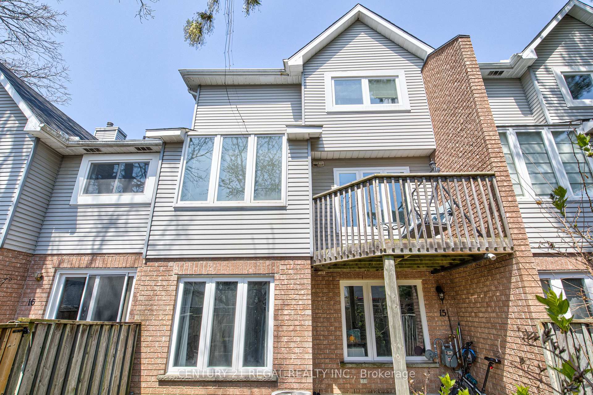 Photo 20 of Unit 15, 310 Christopher Drive, Cambridge, Christopher-Champlain — HOMEH