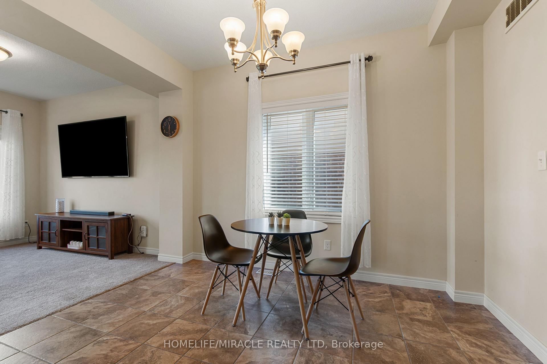 Photo 13 of 75 Sparrow Avenue, Cambridge, Little's Corners — HOMEH