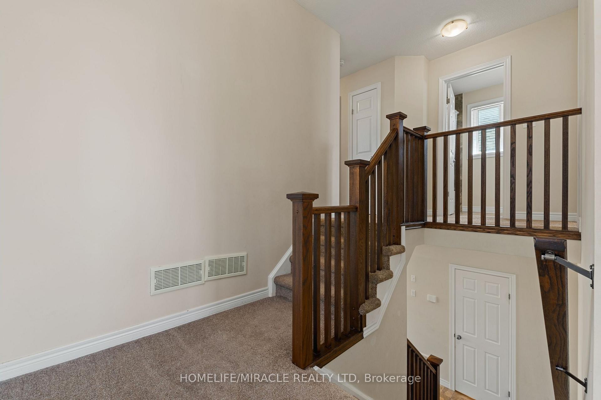 Photo 15 of 75 Sparrow Avenue, Cambridge, Little's Corners — HOMEH