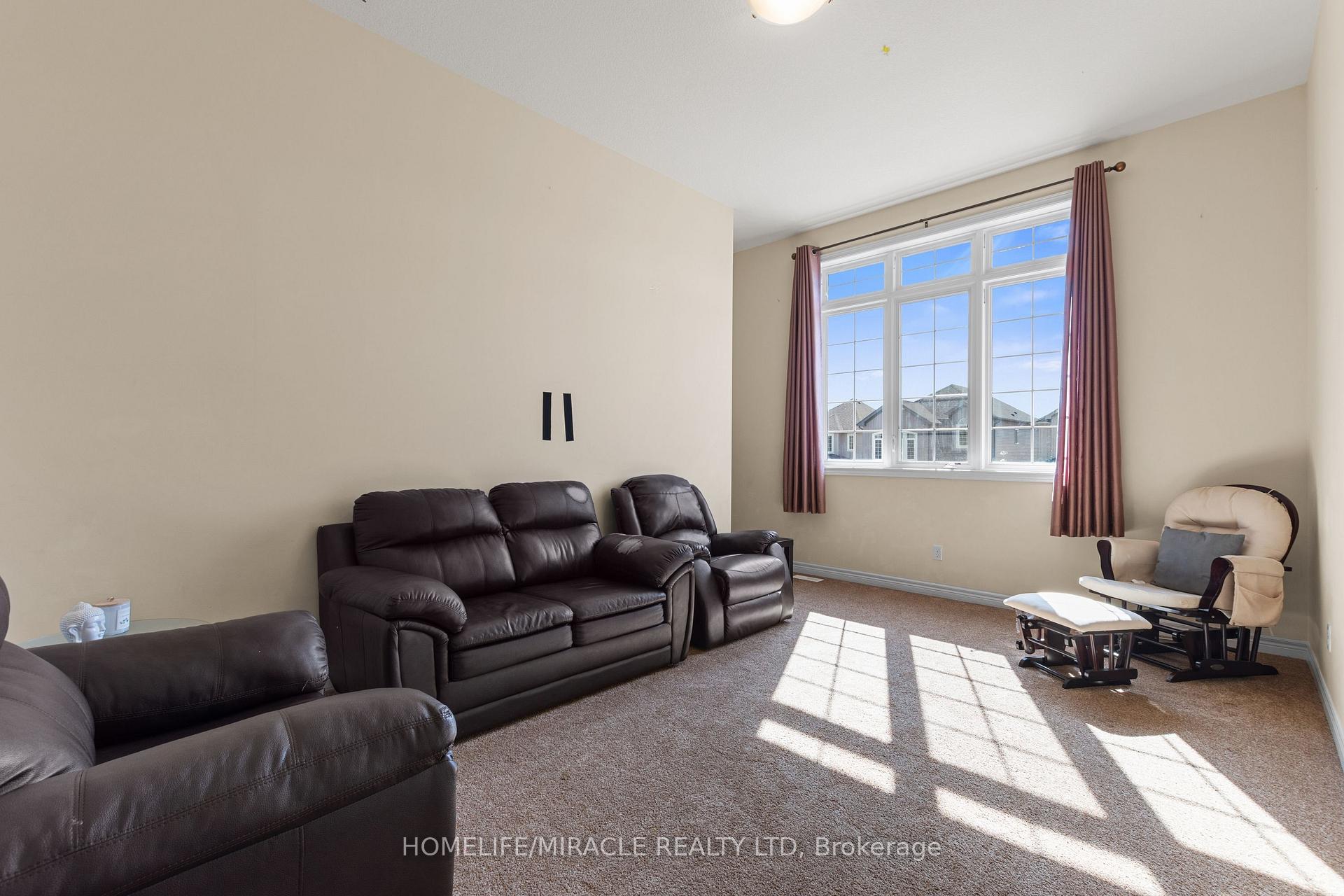 Photo 16 of 75 Sparrow Avenue, Cambridge, Little's Corners — HOMEH