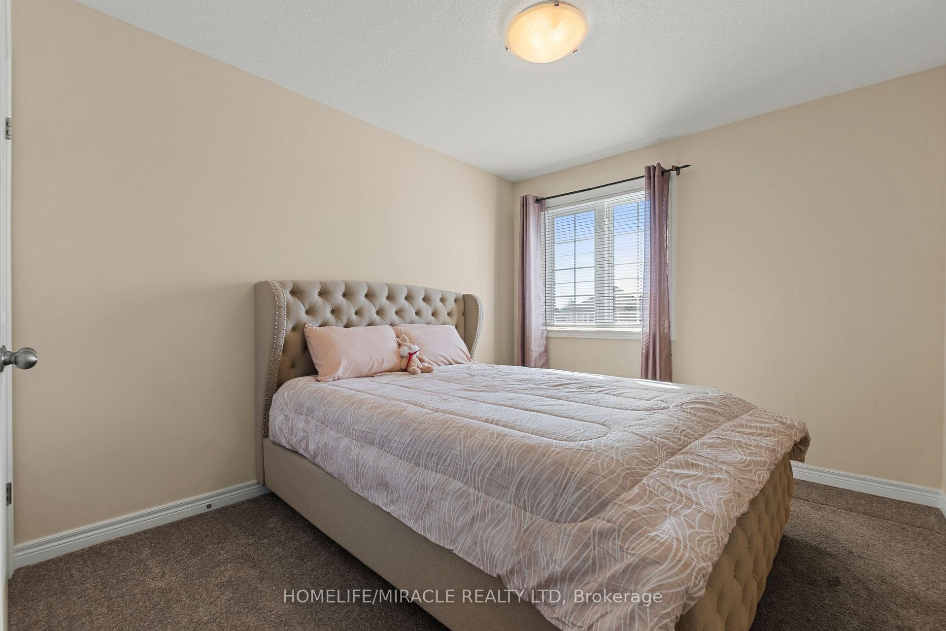 Photo 19 of 75 Sparrow Avenue, Cambridge, Little's Corners — HOMEH