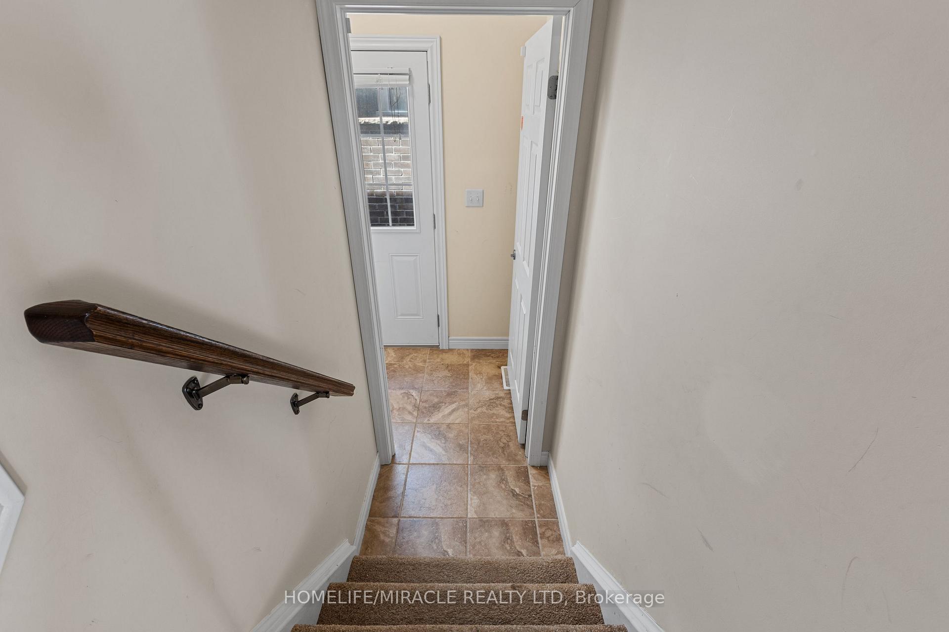 Photo 32 of 75 Sparrow Avenue, Cambridge, Little's Corners — HOMEH