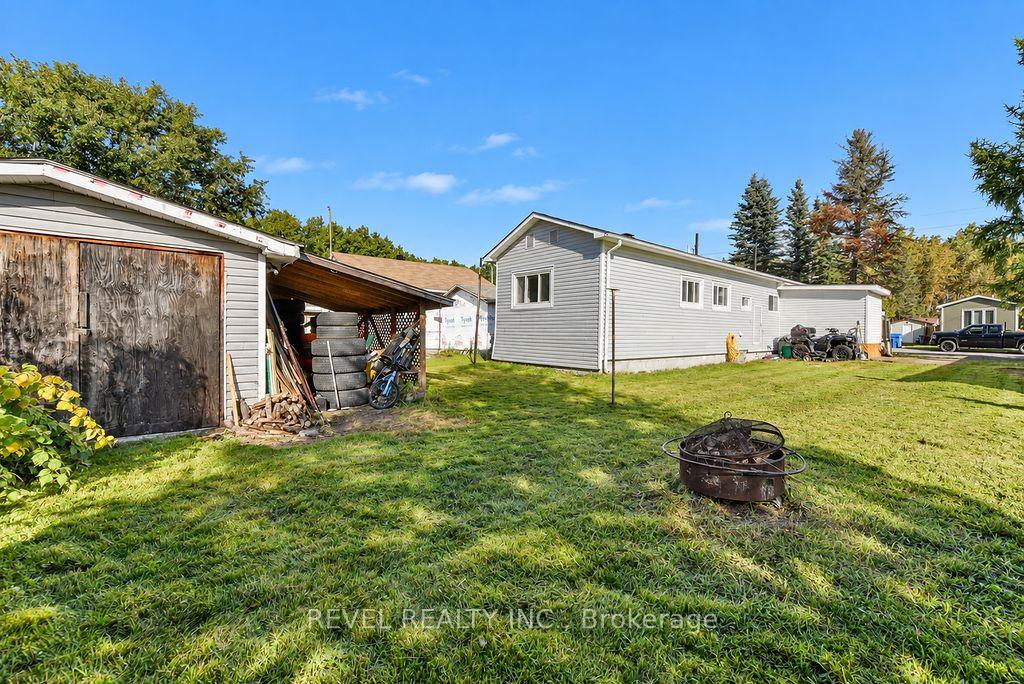 Photo 29 of 102 Notre Dame Place, Timmins, MTJ - Trailer Parks — HOMEH