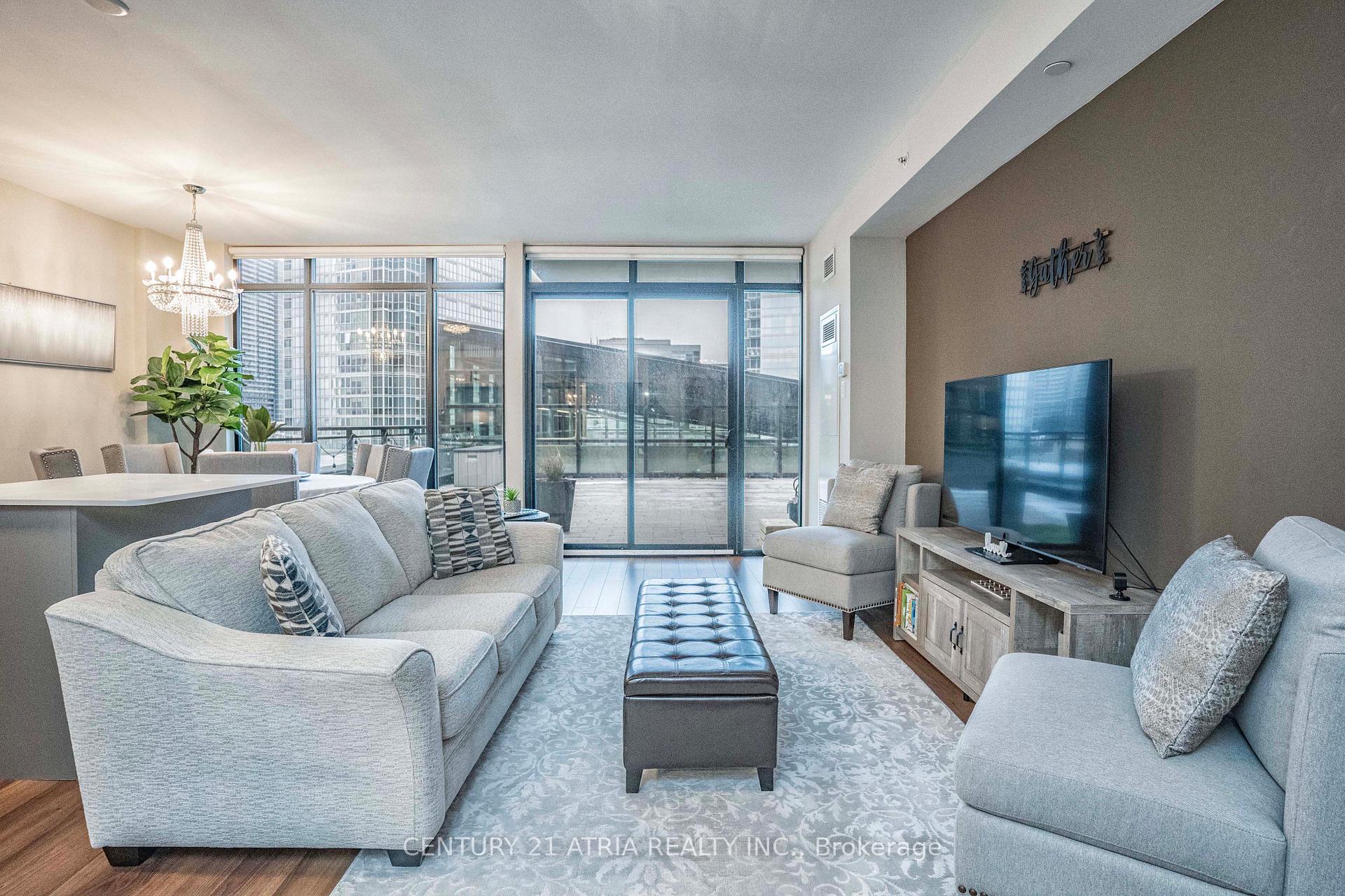 Photo 4 of Unit 314, 2900 Hwy 7, Vaughan, Concord — HOMEH