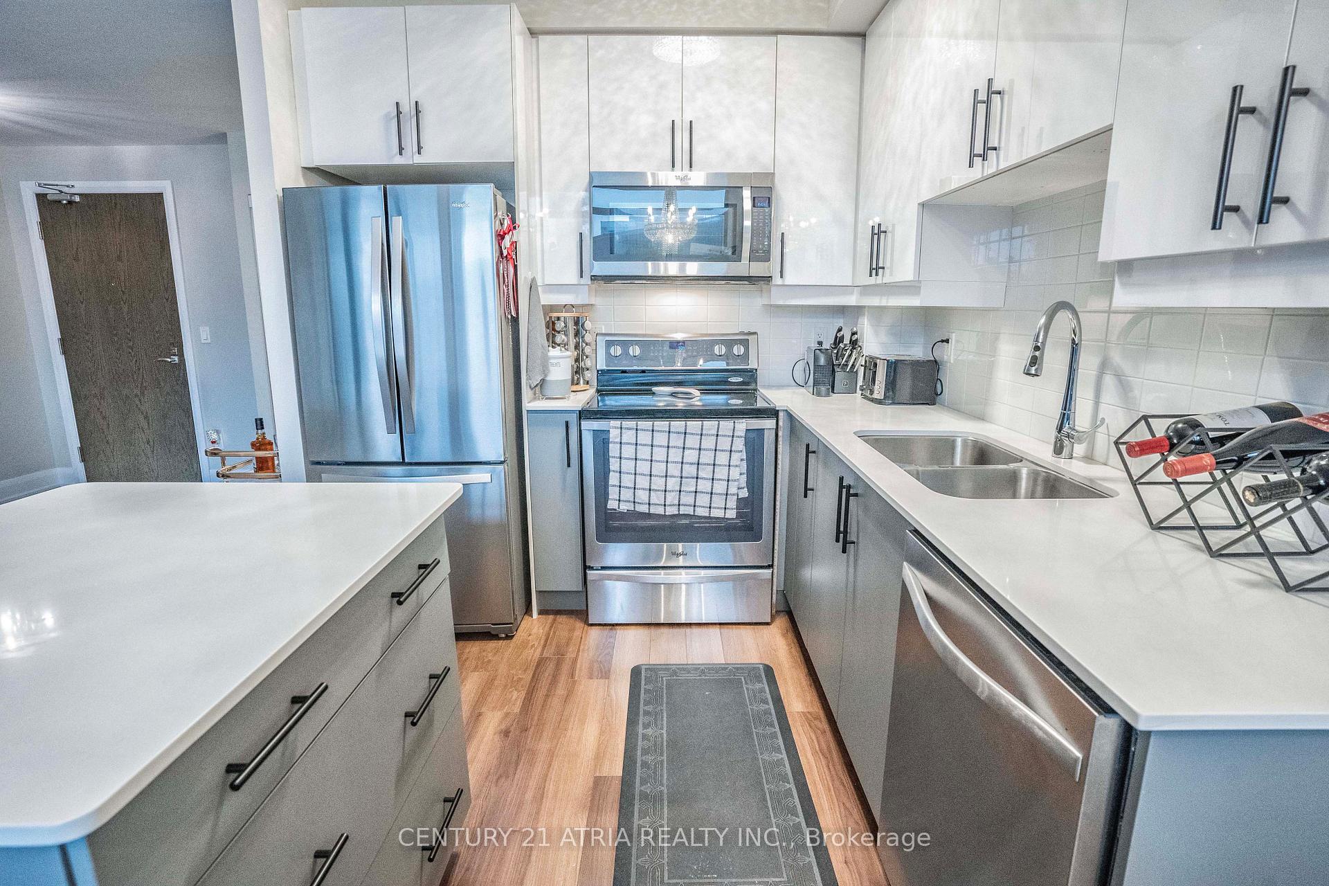 Photo 13 of Unit 314, 2900 Hwy 7, Vaughan, Concord — HOMEH