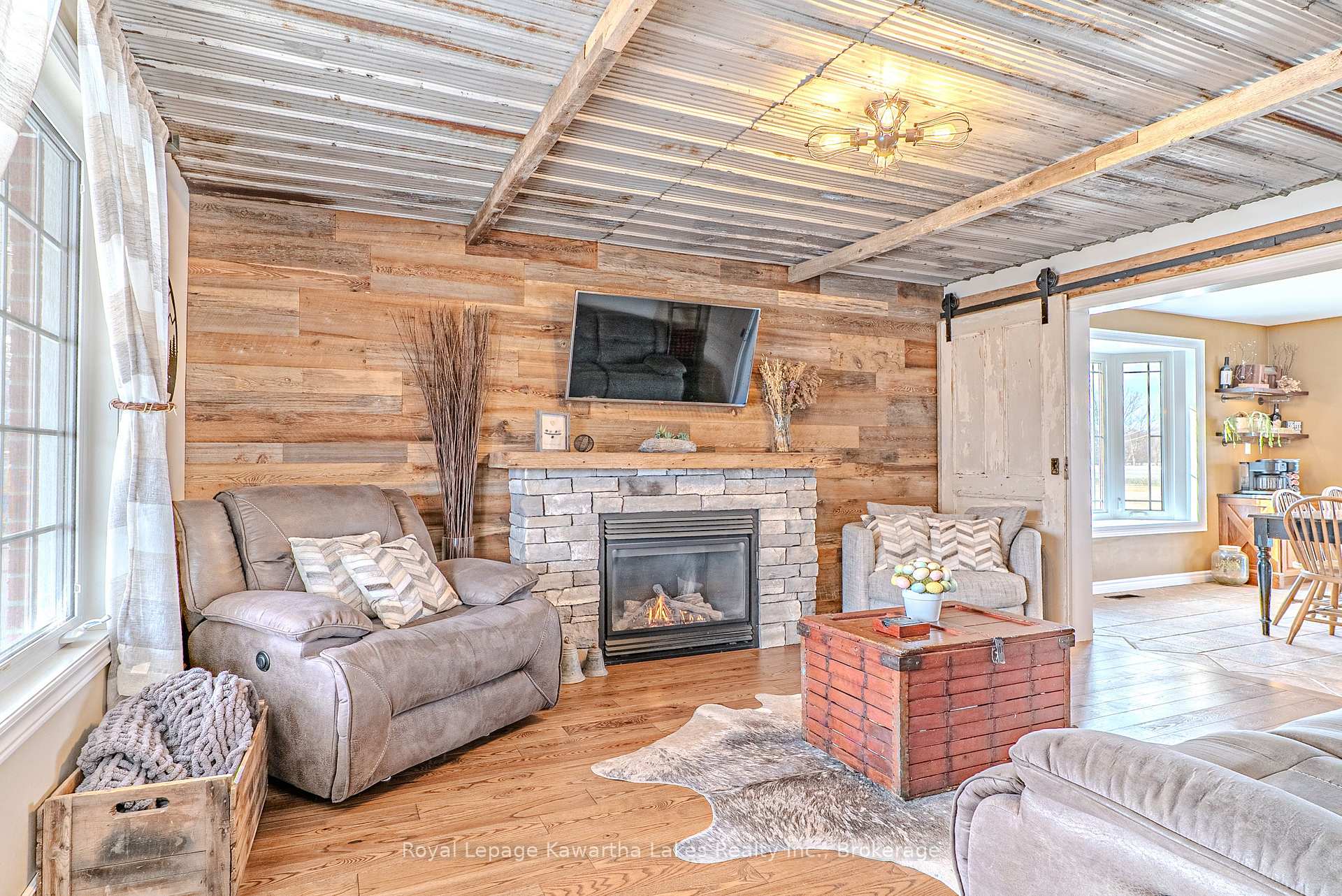 Photo 10 of 929 Eldon Road, Kawartha Lakes, Oakwood — HOMEH