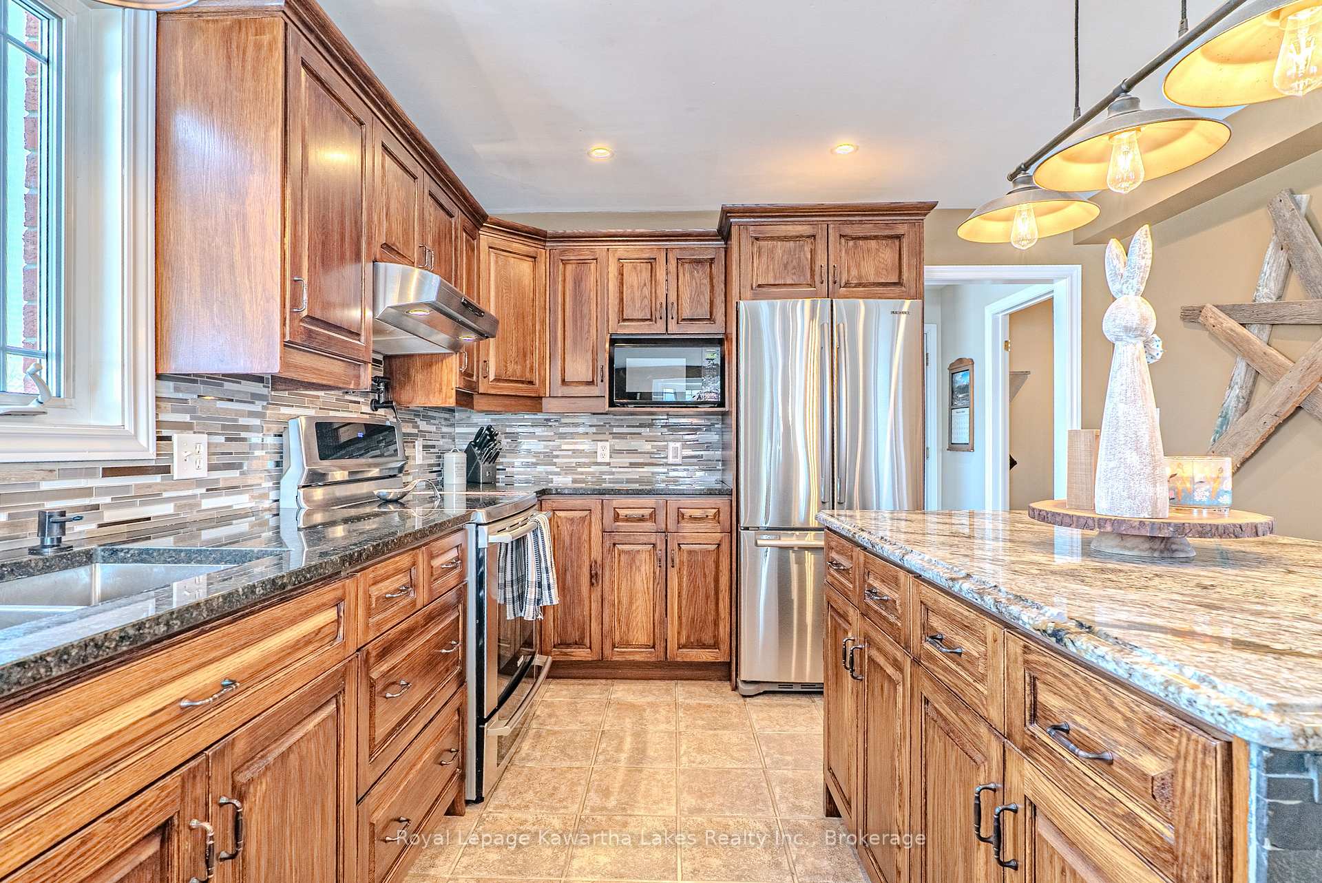 Photo 17 of 929 Eldon Road, Kawartha Lakes, Oakwood — HOMEH