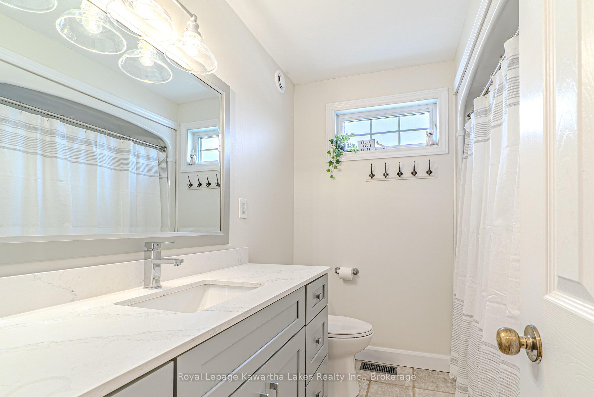Photo 34 of 929 Eldon Road, Kawartha Lakes, Oakwood — HOMEH