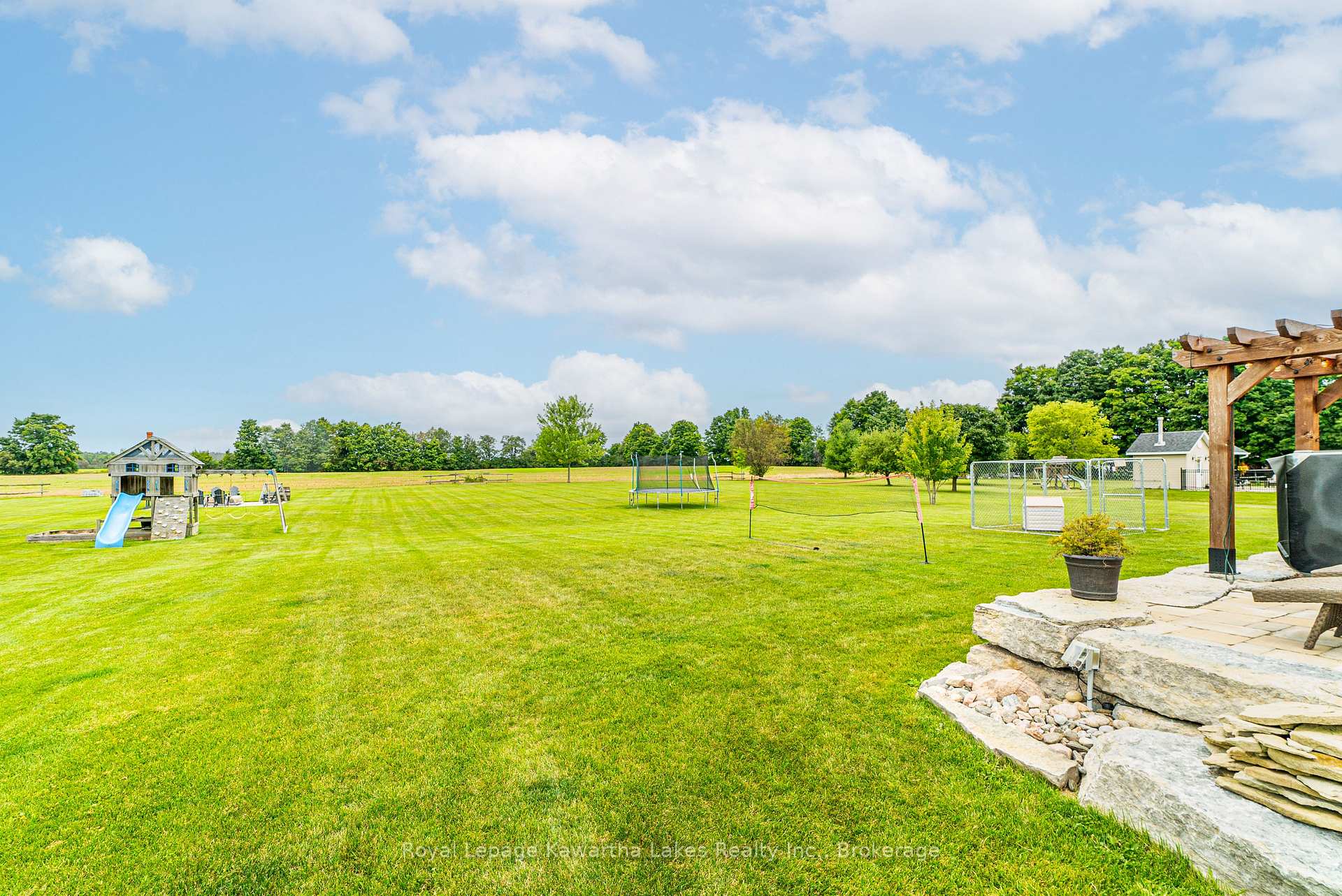 Photo 46 of 929 Eldon Road, Kawartha Lakes, Oakwood — HOMEH
