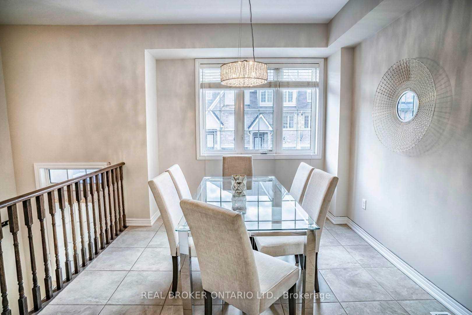 Photo 7 of 1424 Granrock Crescent, Mississauga, East Credit — HOMEH