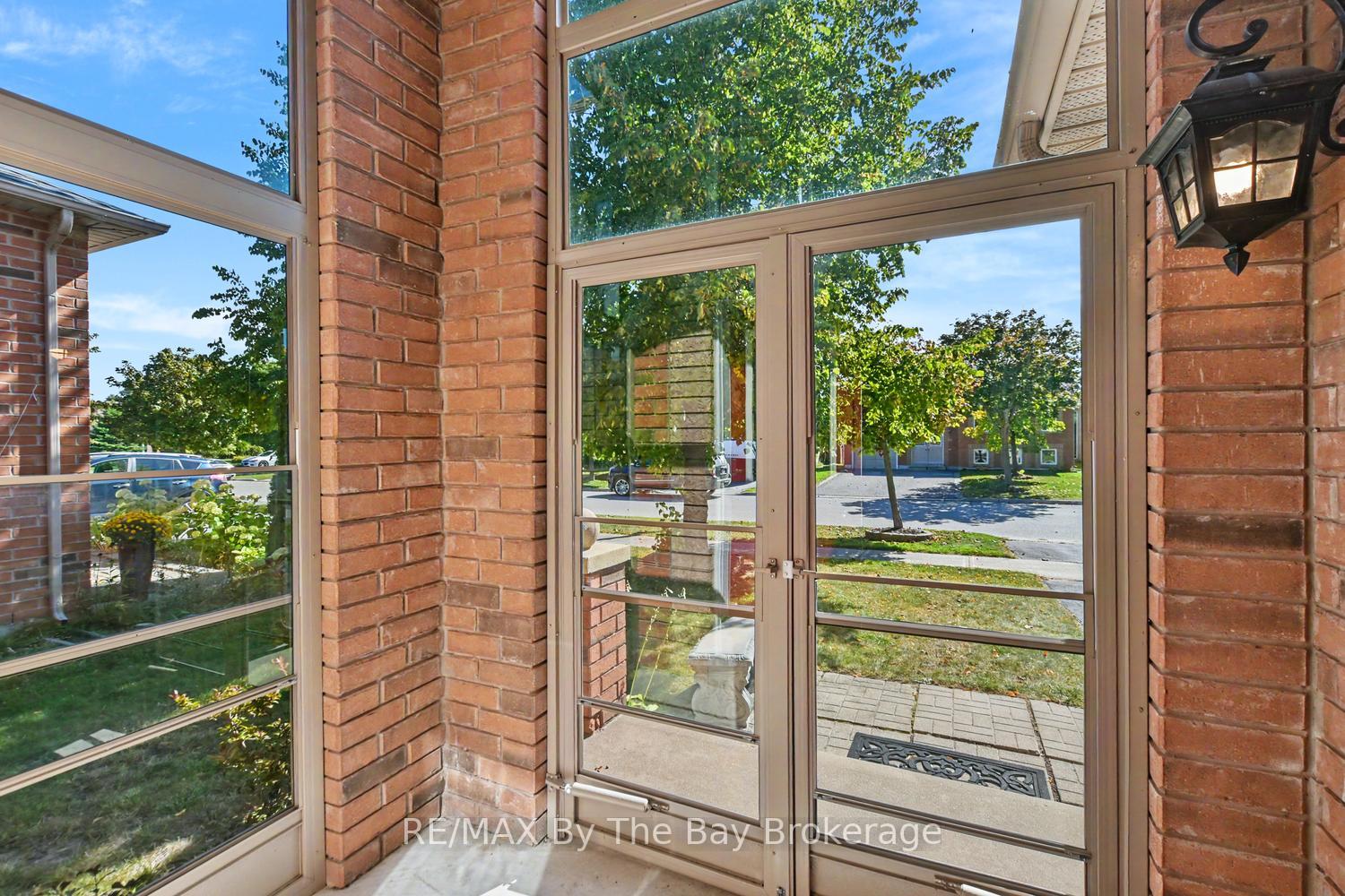 Photo 3 of 33 Telfer Road, Collingwood — HOMEH