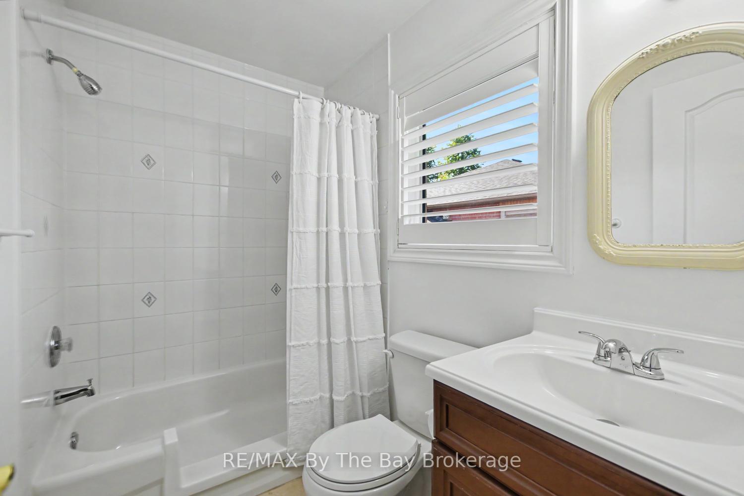 Photo 32 of 33 Telfer Road, Collingwood — HOMEH