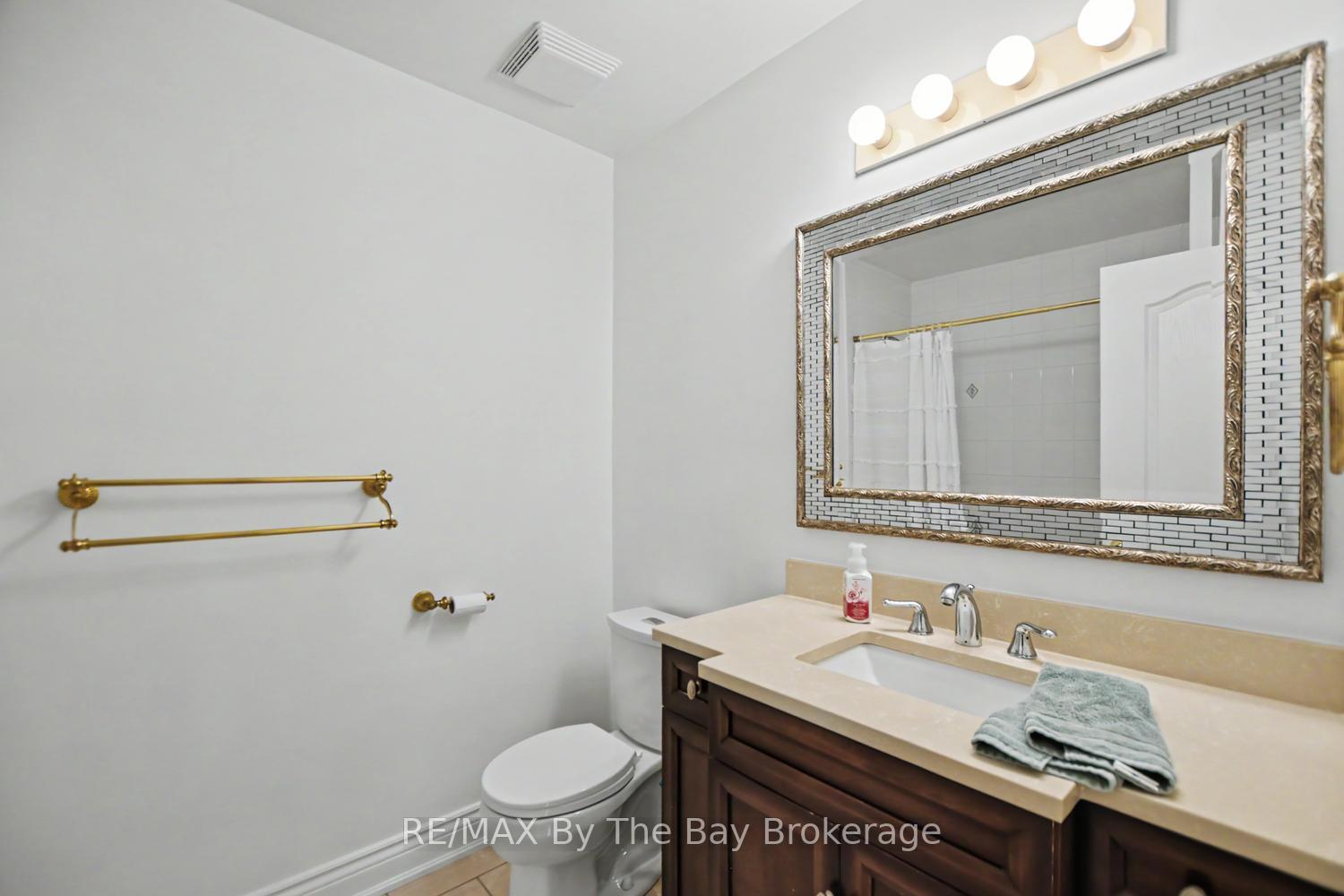 Photo 36 of 33 Telfer Road, Collingwood — HOMEH