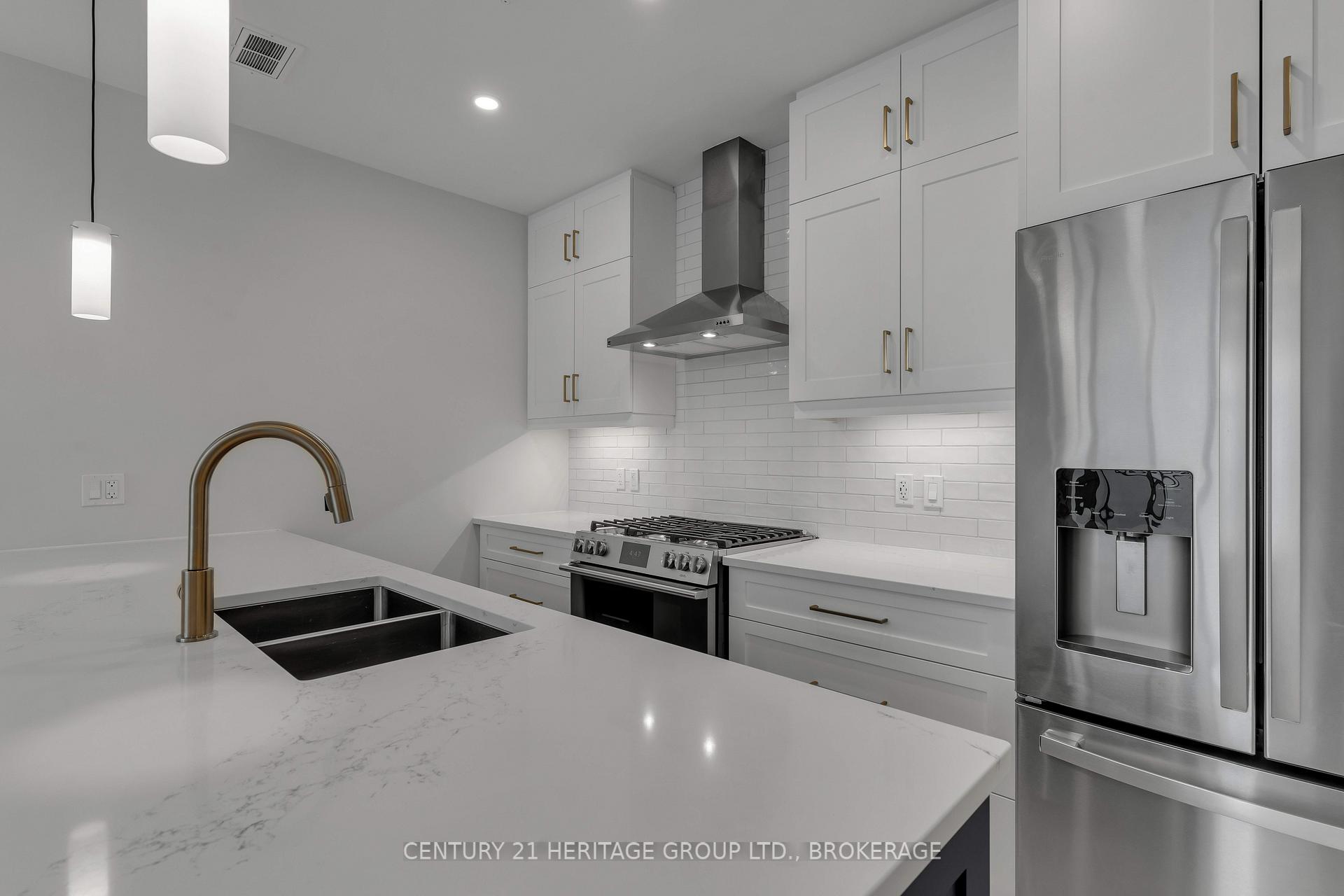 Photo 18 of Unit 607, 129 South Street, Gananoque, Gananoque — HOMEH