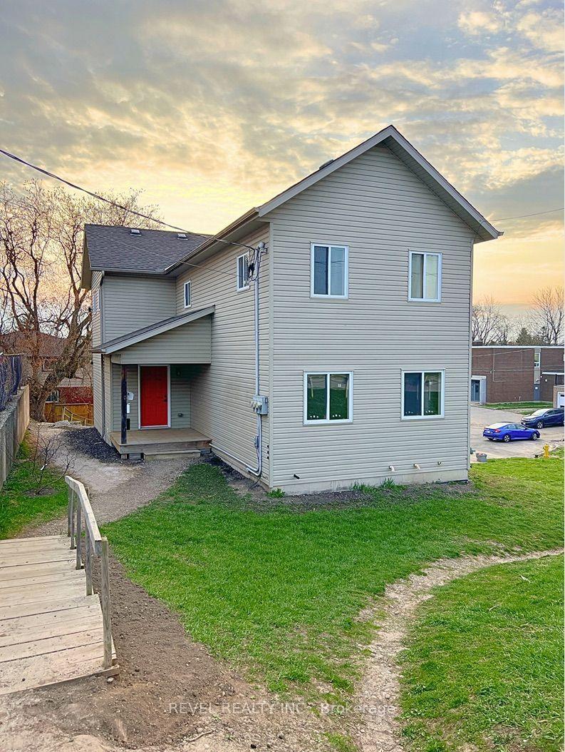 Photo 1 of Unit 2, 20 Puleston Street, Brantford, East Ward — HOMEH