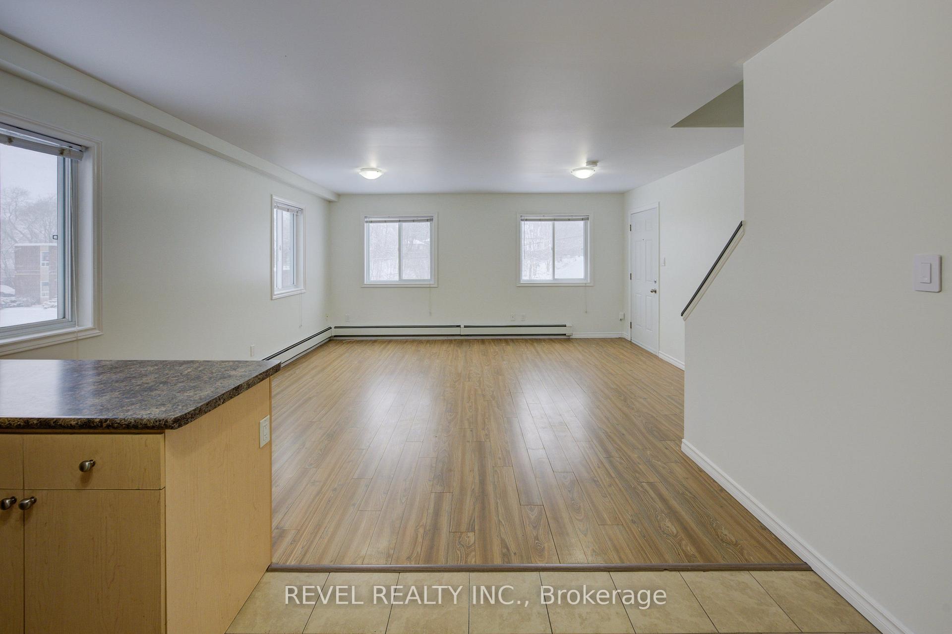 Photo 5 of Unit 2, 20 Puleston Street, Brantford, East Ward — HOMEH