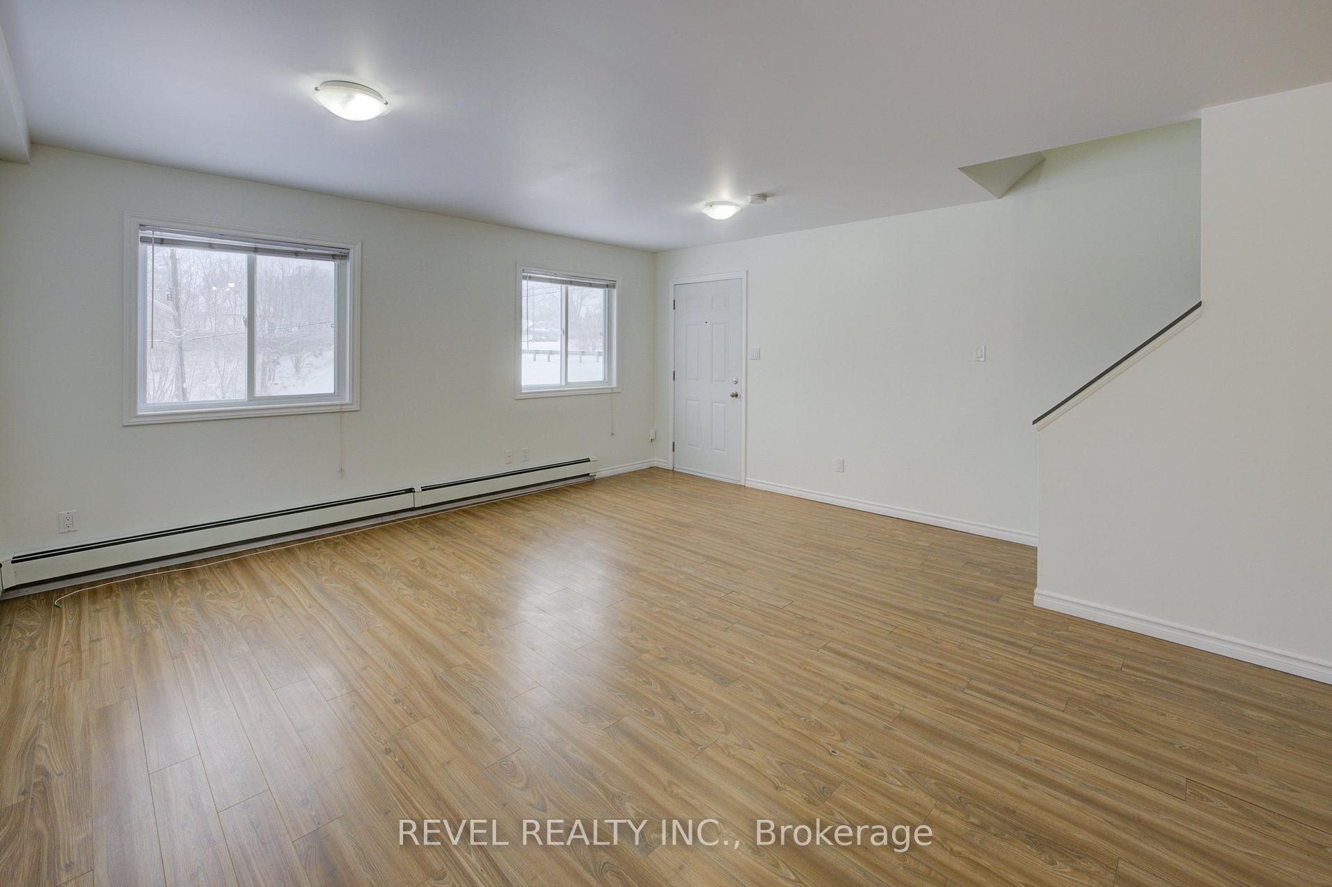Photo 6 of Unit 2, 20 Puleston Street, Brantford, East Ward — HOMEH