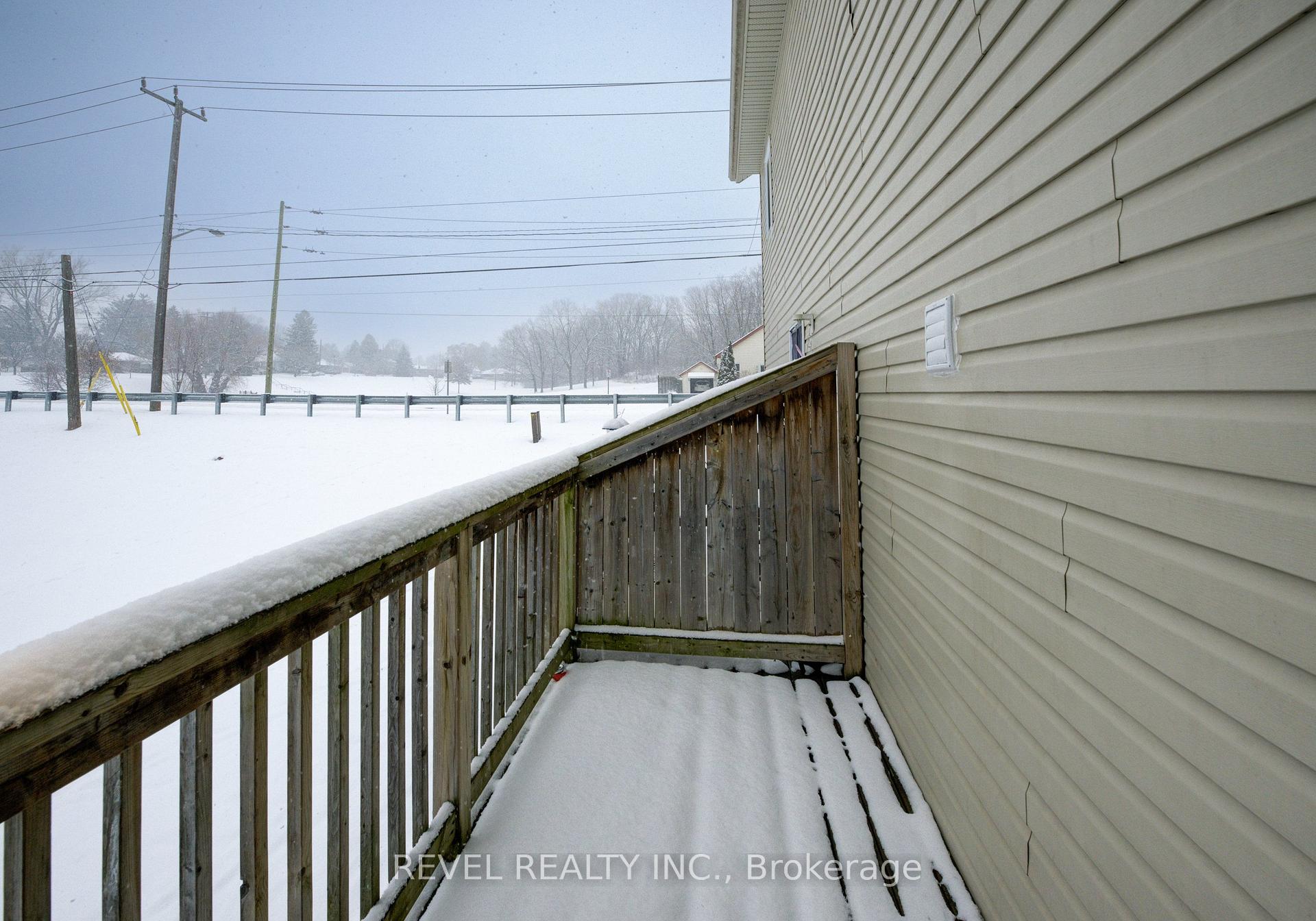 Photo 10 of Unit 2, 20 Puleston Street, Brantford, East Ward — HOMEH