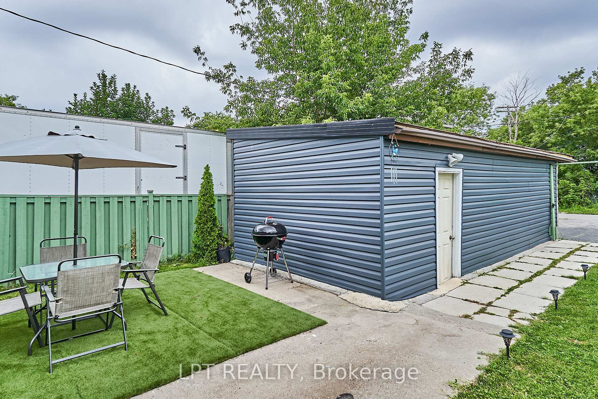 Photo 3 of 15 Knights Road, Oshawa, Lakeview — HOMEH