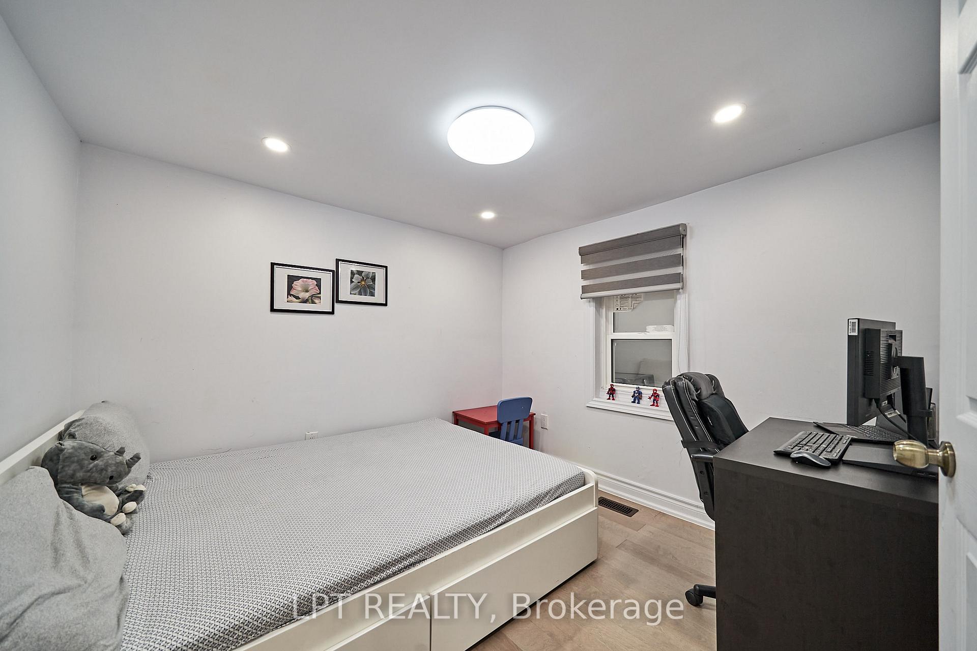 Photo 14 of 15 Knights Road, Oshawa, Lakeview — HOMEH