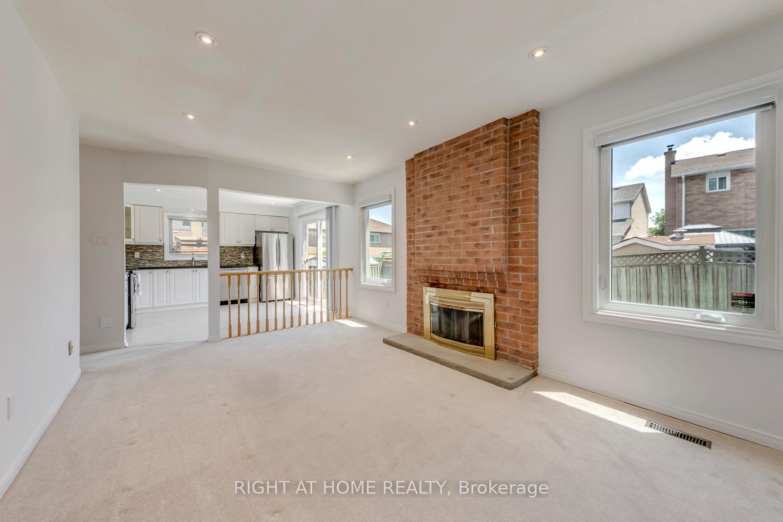 Photo 15 of 17 Nickel Crescent, Brampton, Westgate — HOMEH