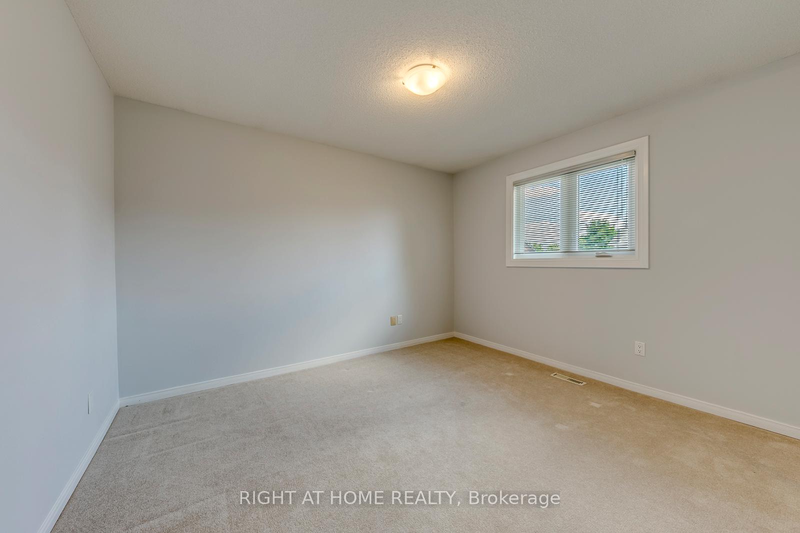 Photo 29 of 17 Nickel Crescent, Brampton, Westgate — HOMEH