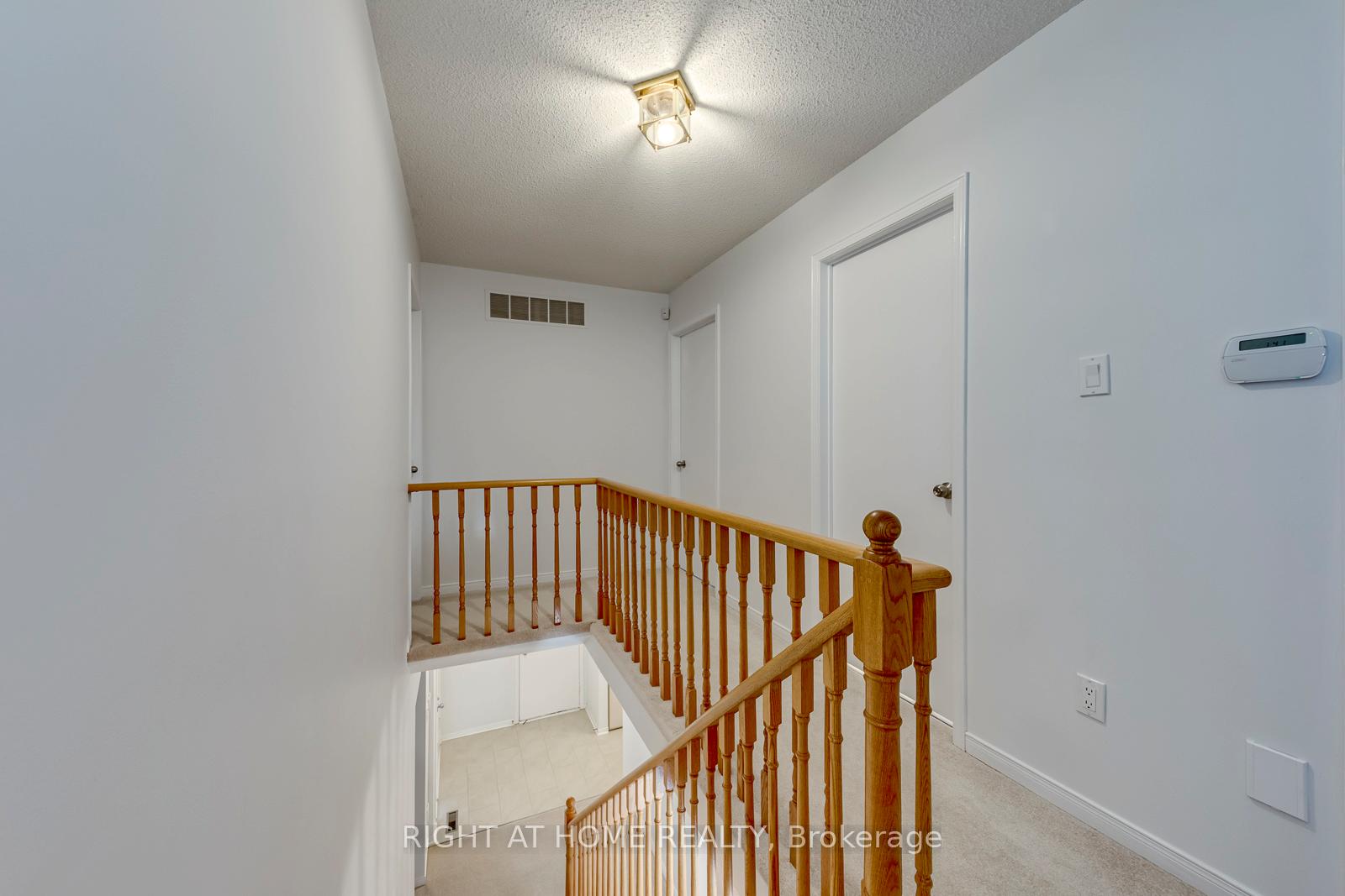 Photo 33 of 17 Nickel Crescent, Brampton, Westgate — HOMEH