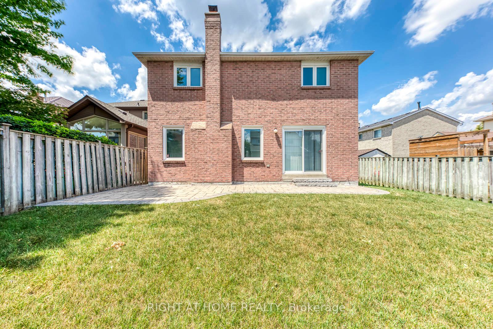 Photo 34 of 17 Nickel Crescent, Brampton, Westgate — HOMEH