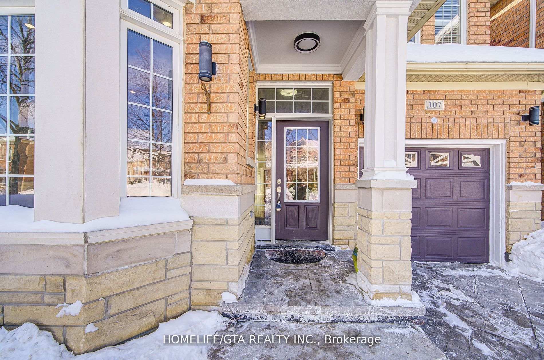 Photo 2 of 107 Geddington Crescent, Markham, Box Grove — HOMEH