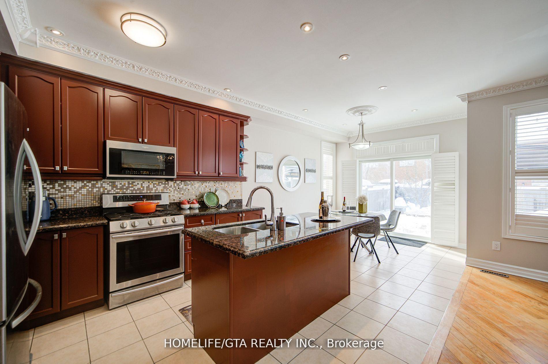 Photo 11 of 107 Geddington Crescent, Markham, Box Grove — HOMEH