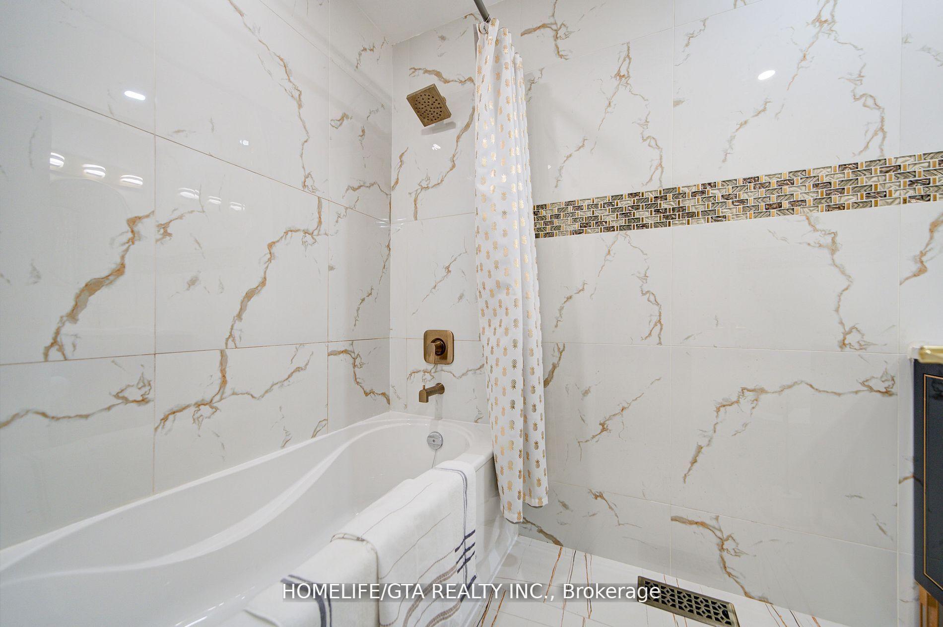 Photo 25 of 107 Geddington Crescent, Markham, Box Grove — HOMEH